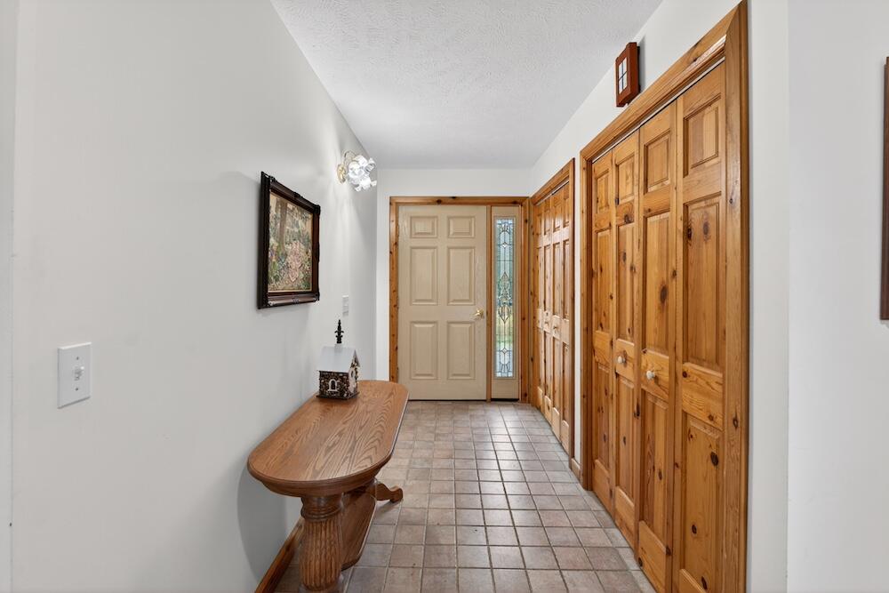 20200 Hibma Road Property Photo 19