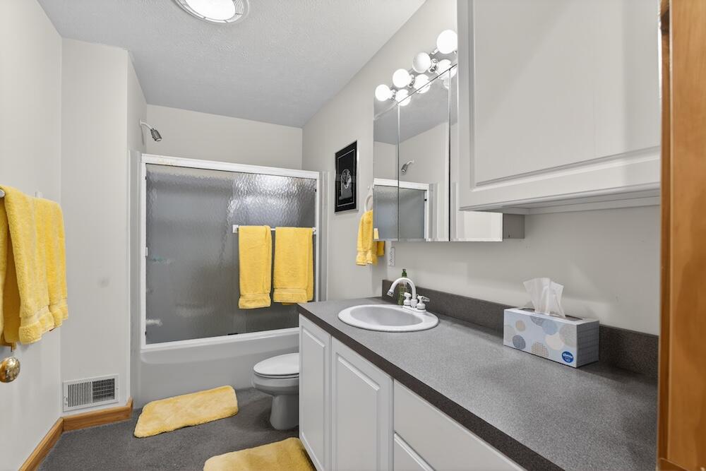 20200 Hibma Road Property Photo 35