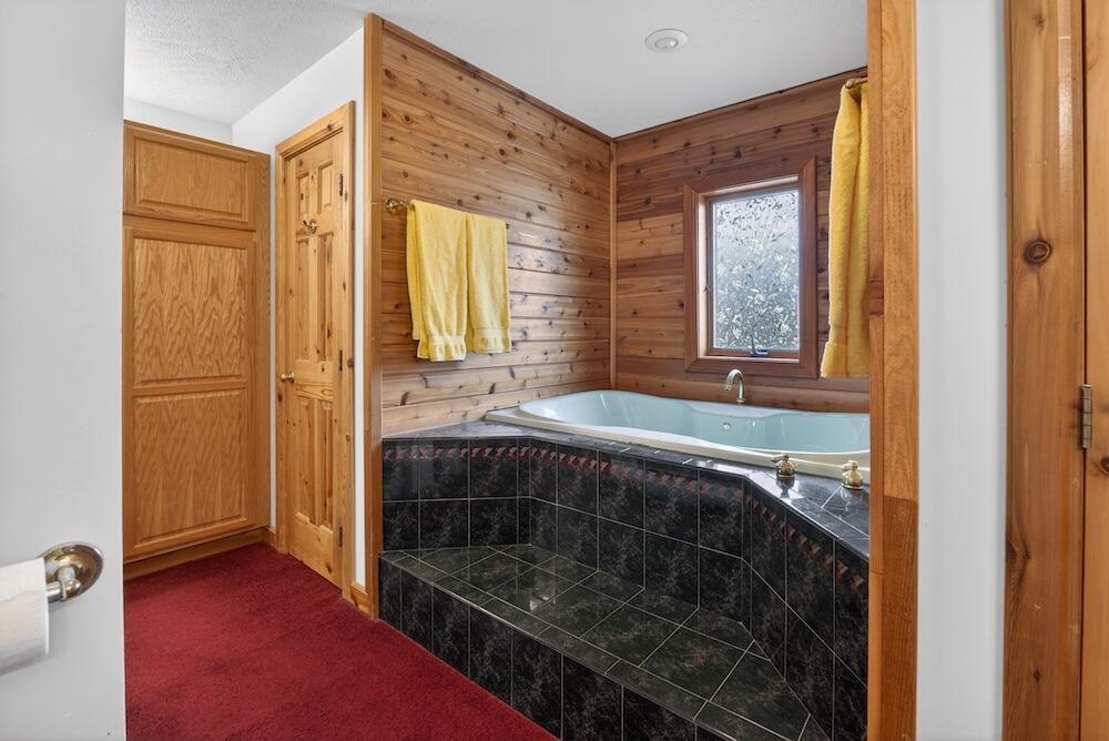 20200 Hibma Road Property Photo 39