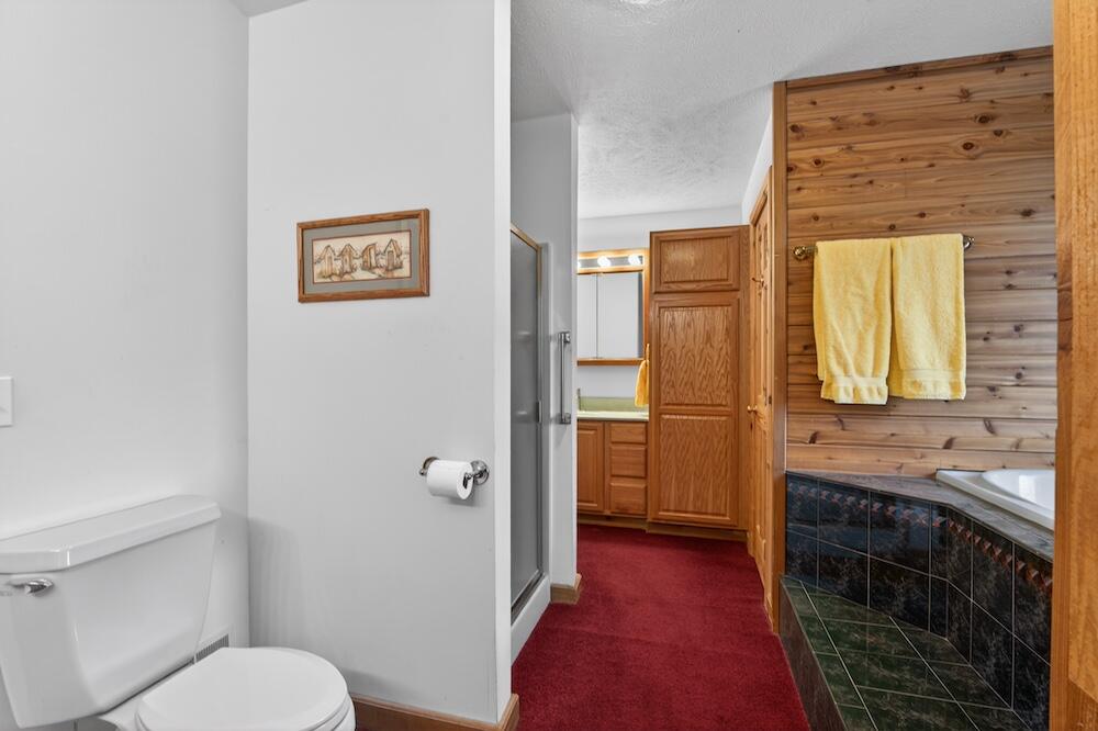 20200 Hibma Road Property Photo 40