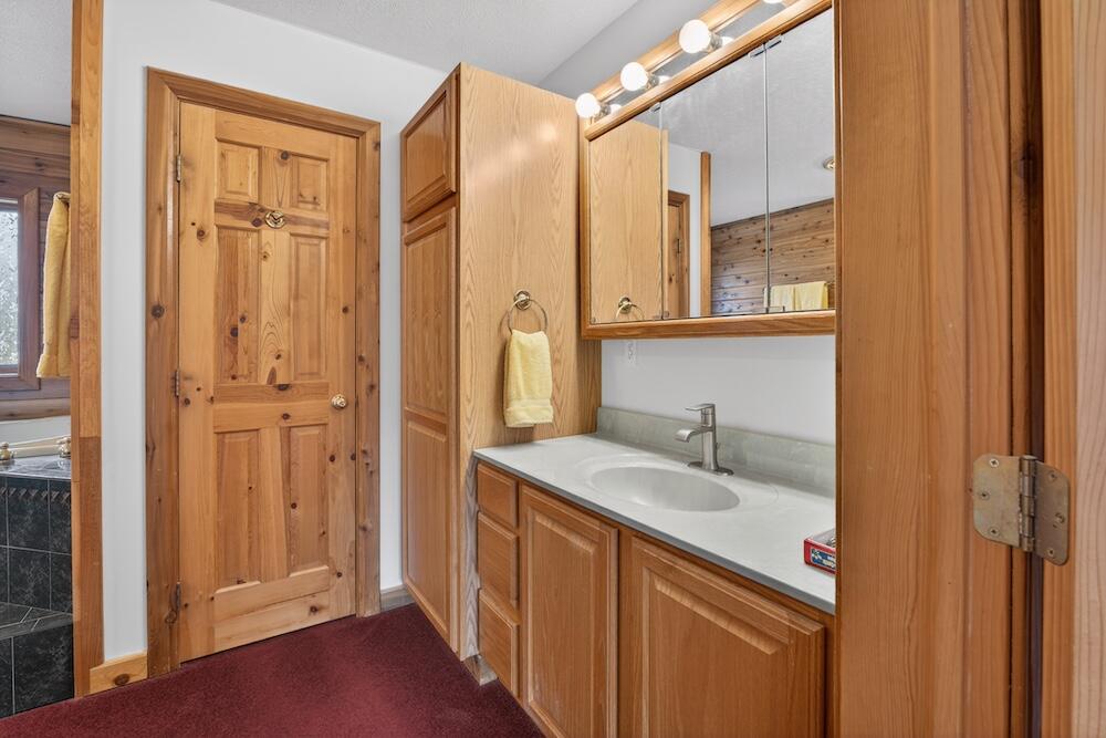 20200 Hibma Road Property Photo 42