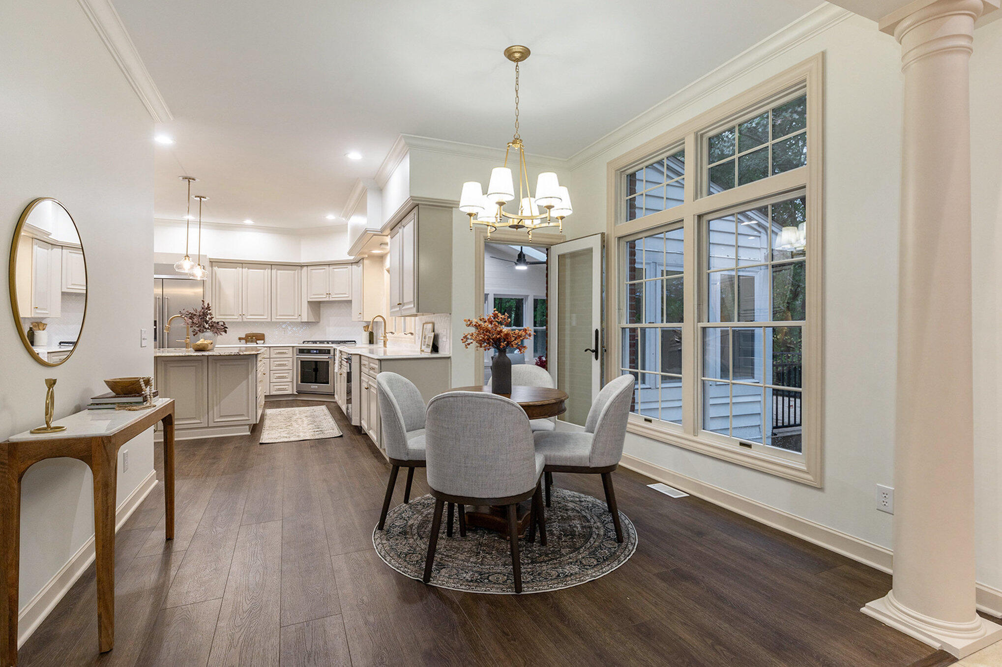 1233 Ballybunion Court Se Property Photo 6