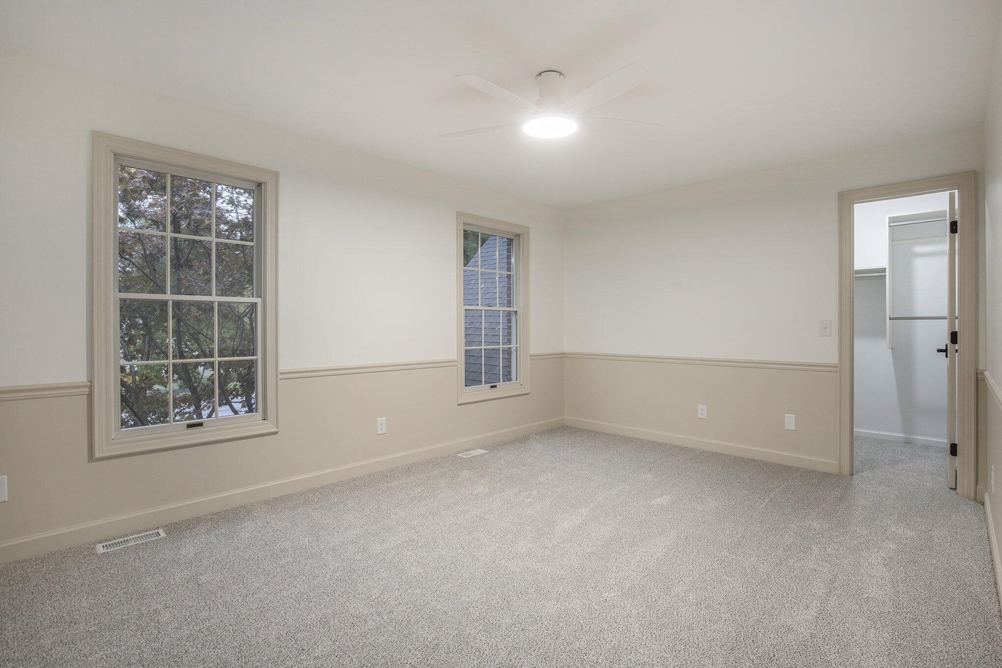 1233 Ballybunion Court Se Property Photo 14