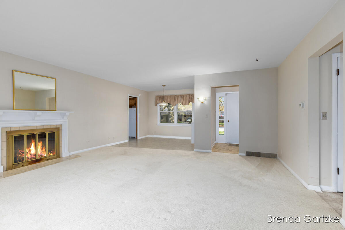 1880 Lynne Lane Nw Property Photo 7
