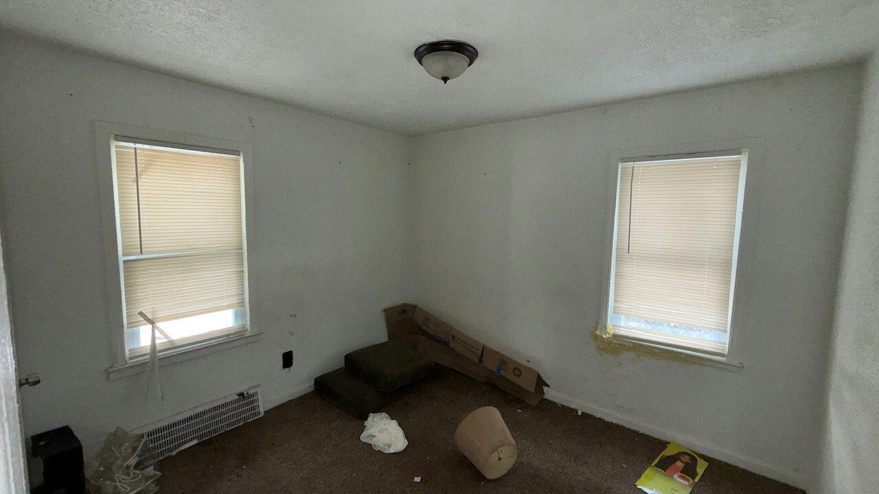 12140 Wayburn Street Property Photo 6