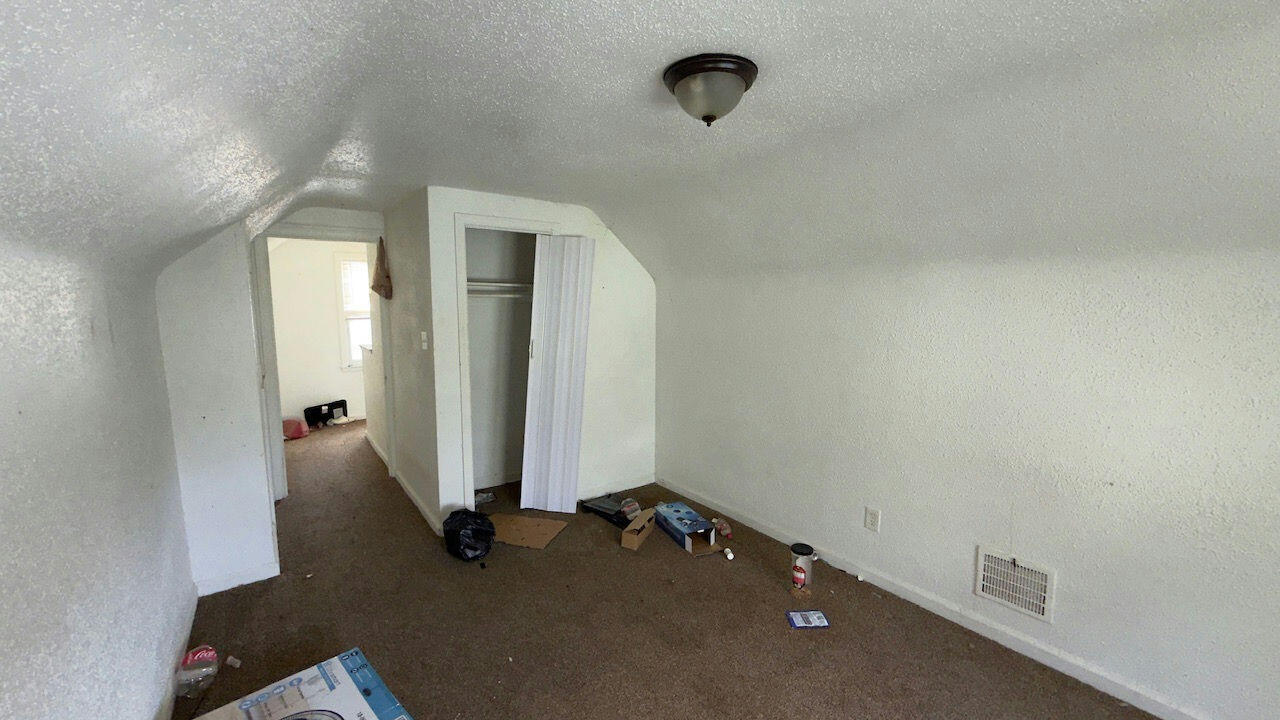 12140 Wayburn Street Property Photo 15