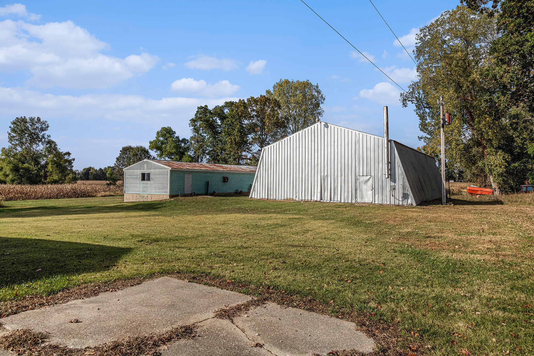 4935 Curran Road Property Photo 15