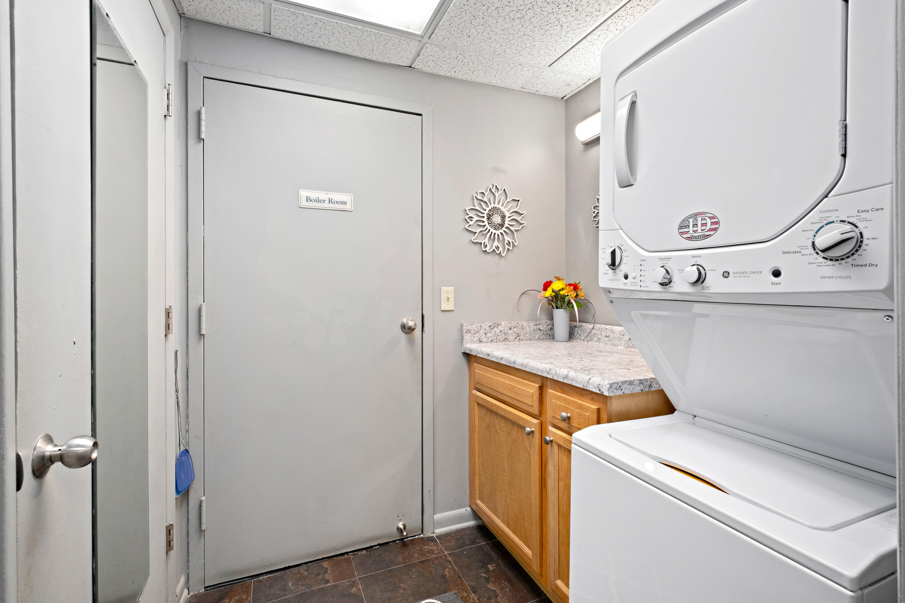 20 & 22 Crescent Street Ne Property Photo 15