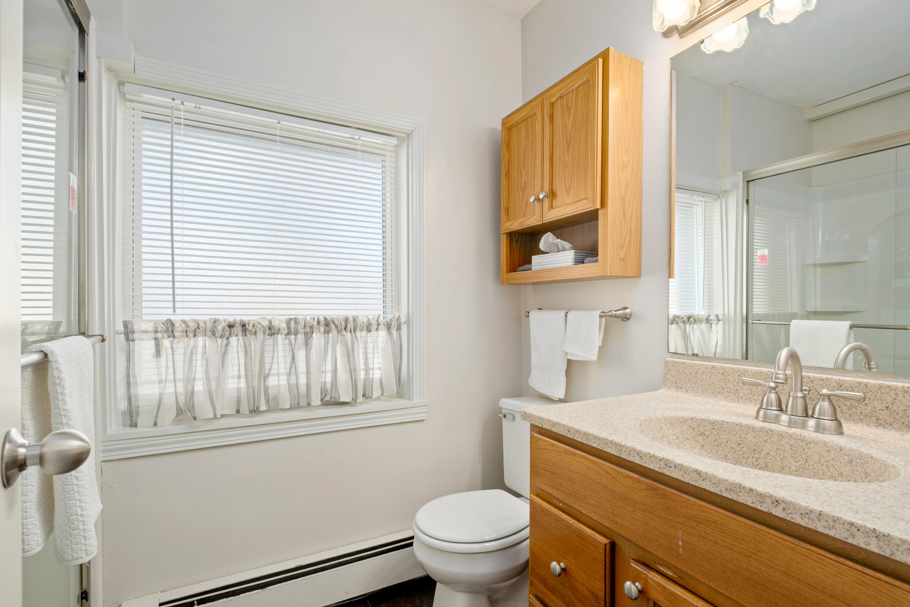 20 & 22 Crescent Street Ne Property Photo 45