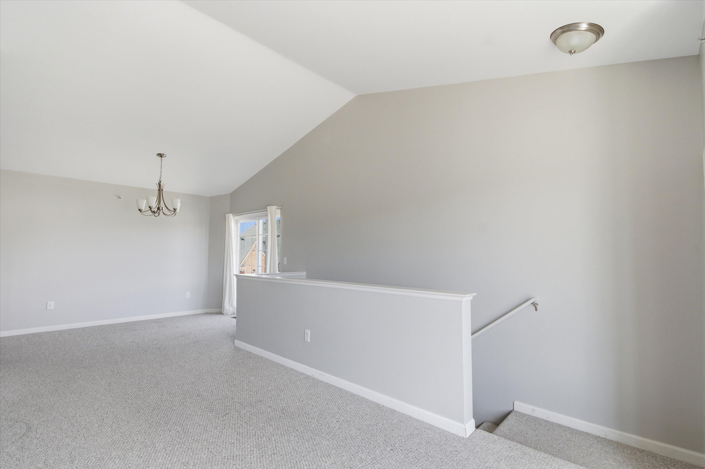1304 Riversedge Drive Property Photo 5