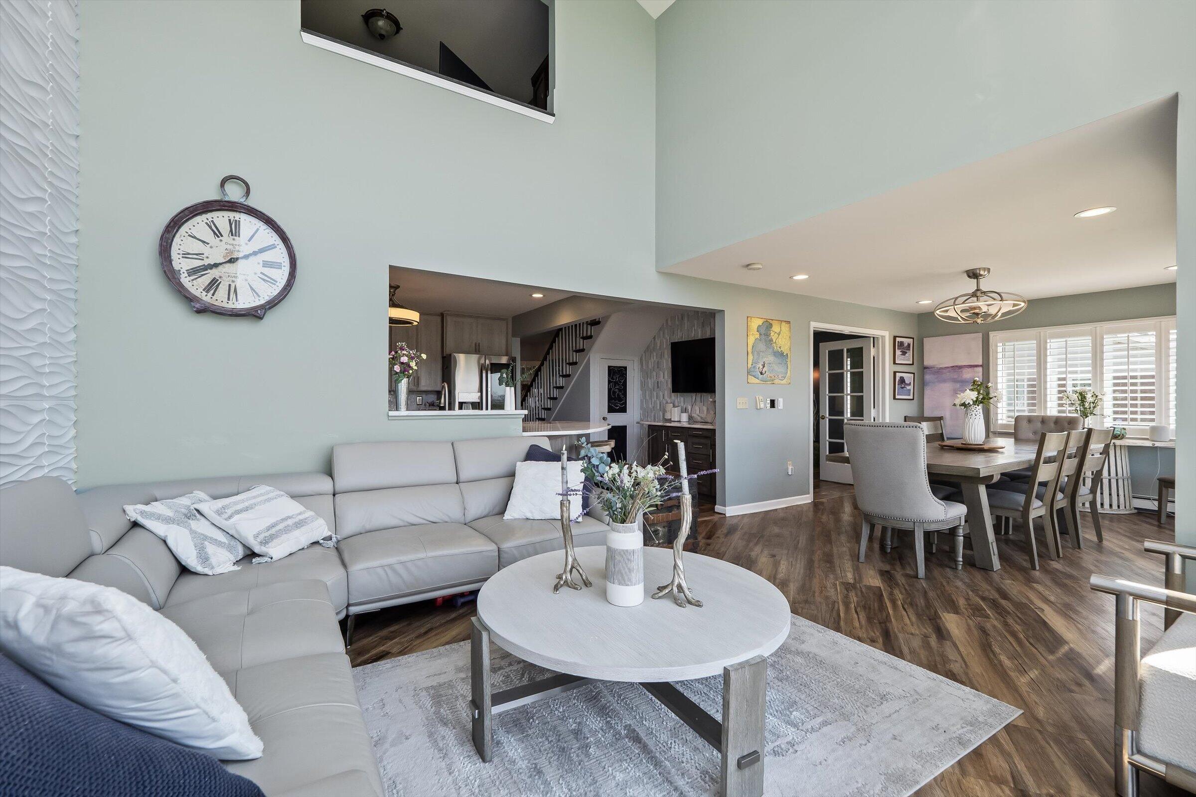 8115 Colony Drive Property Photo 12