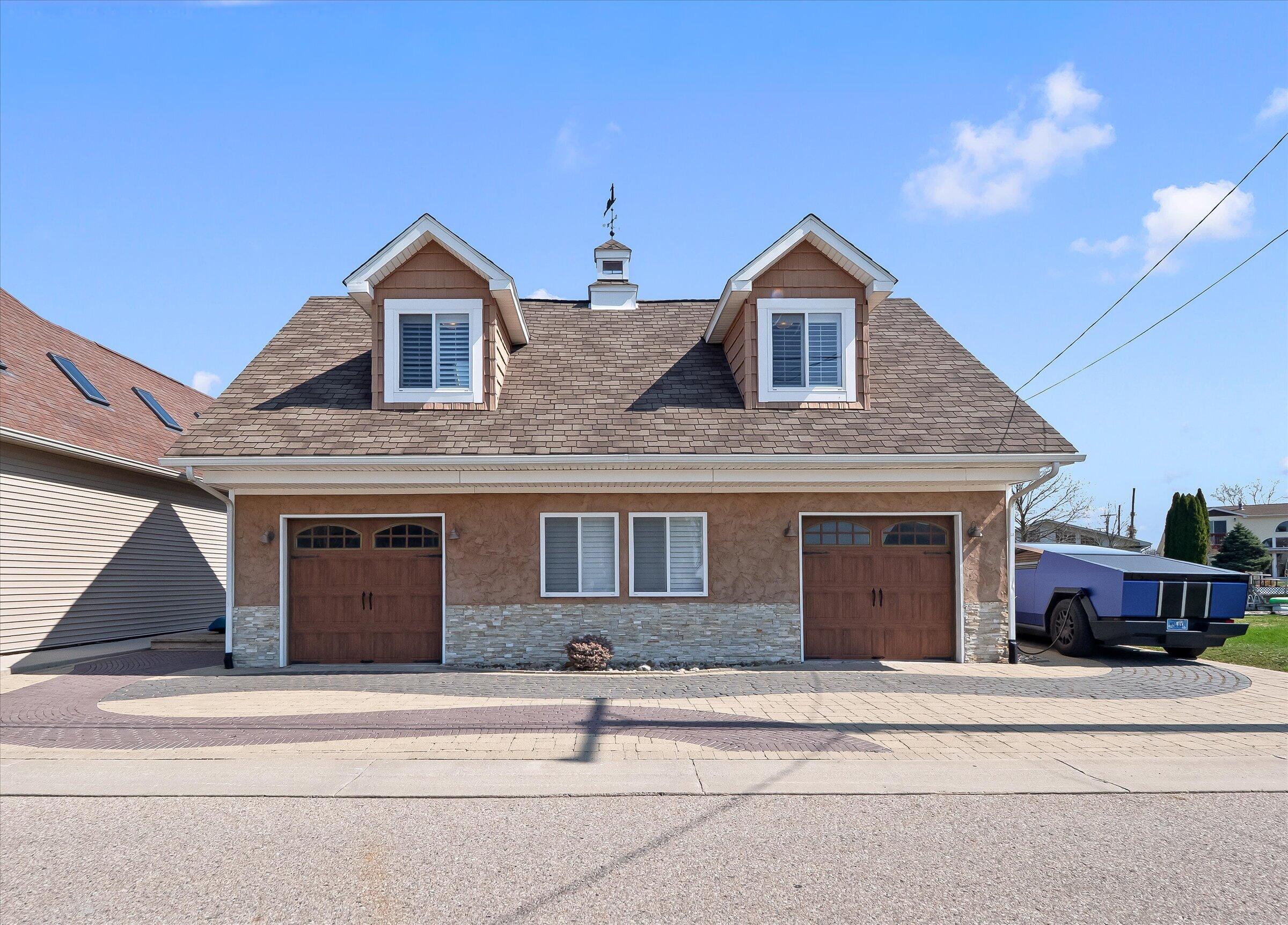 8115 Colony Drive Property Photo 38
