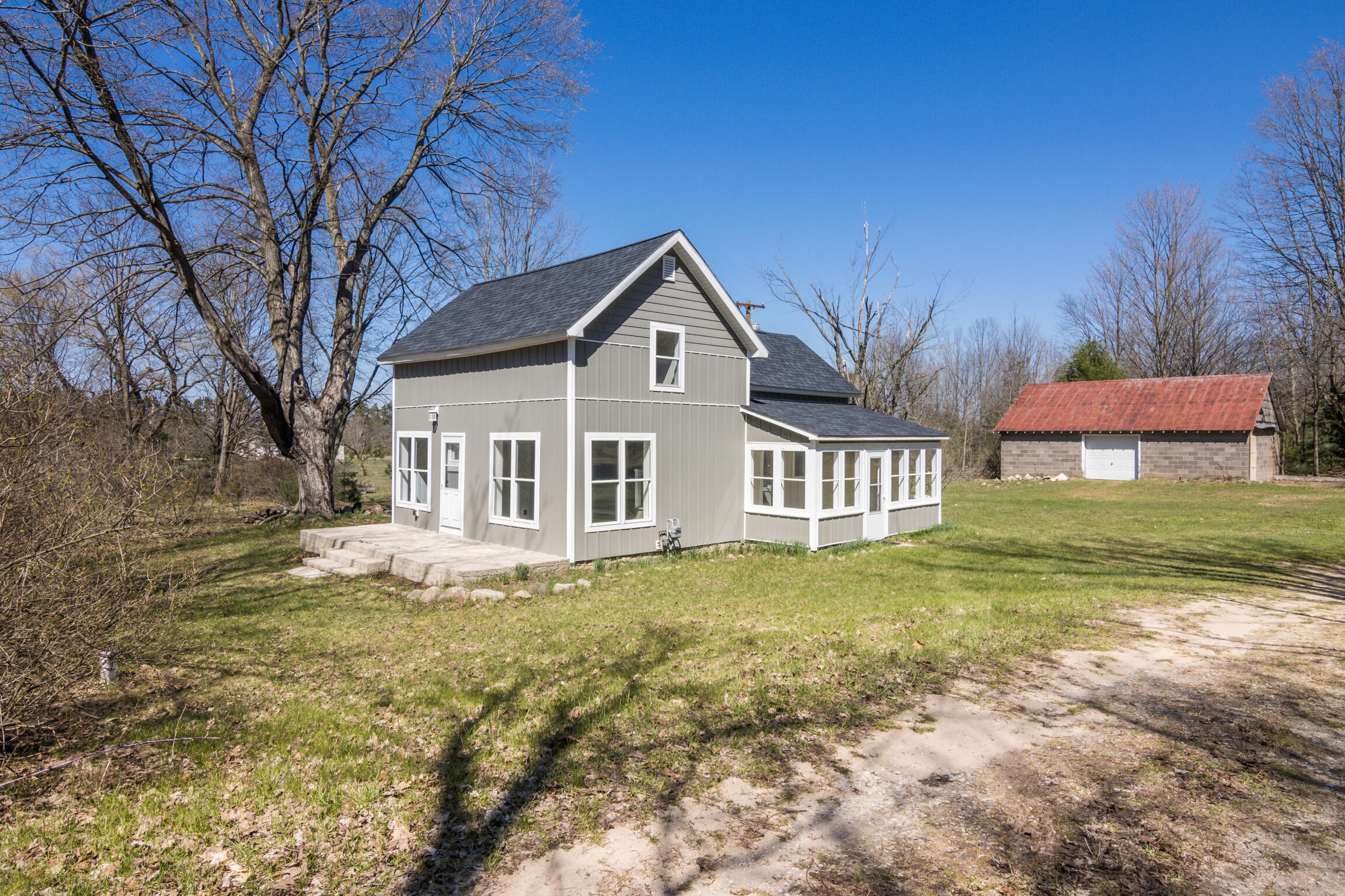 11875 Milarch Road Property Photo 1