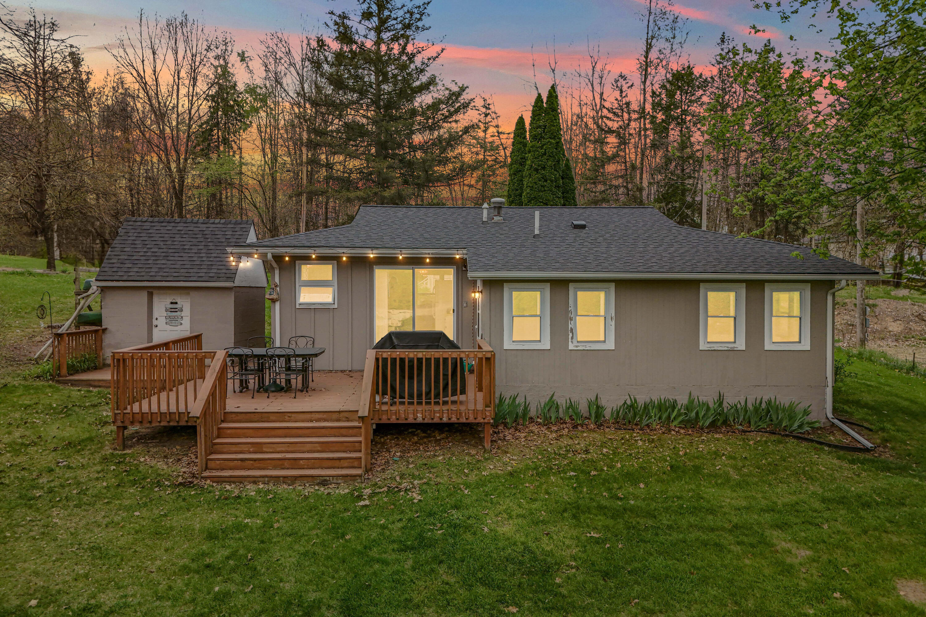 7901 Topinabee Drive Property Photo 44