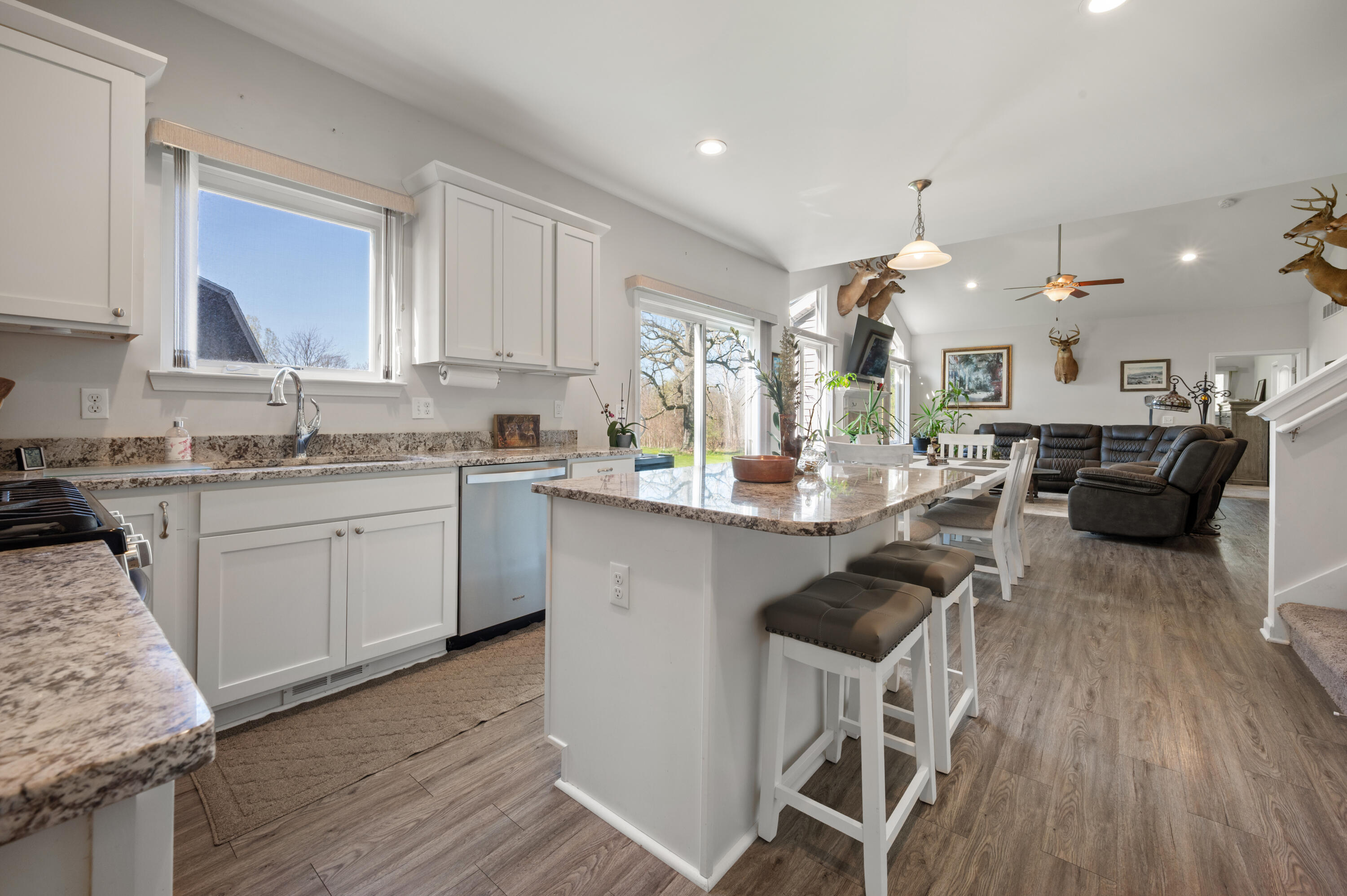 5785 Layton Road Property Photo 8