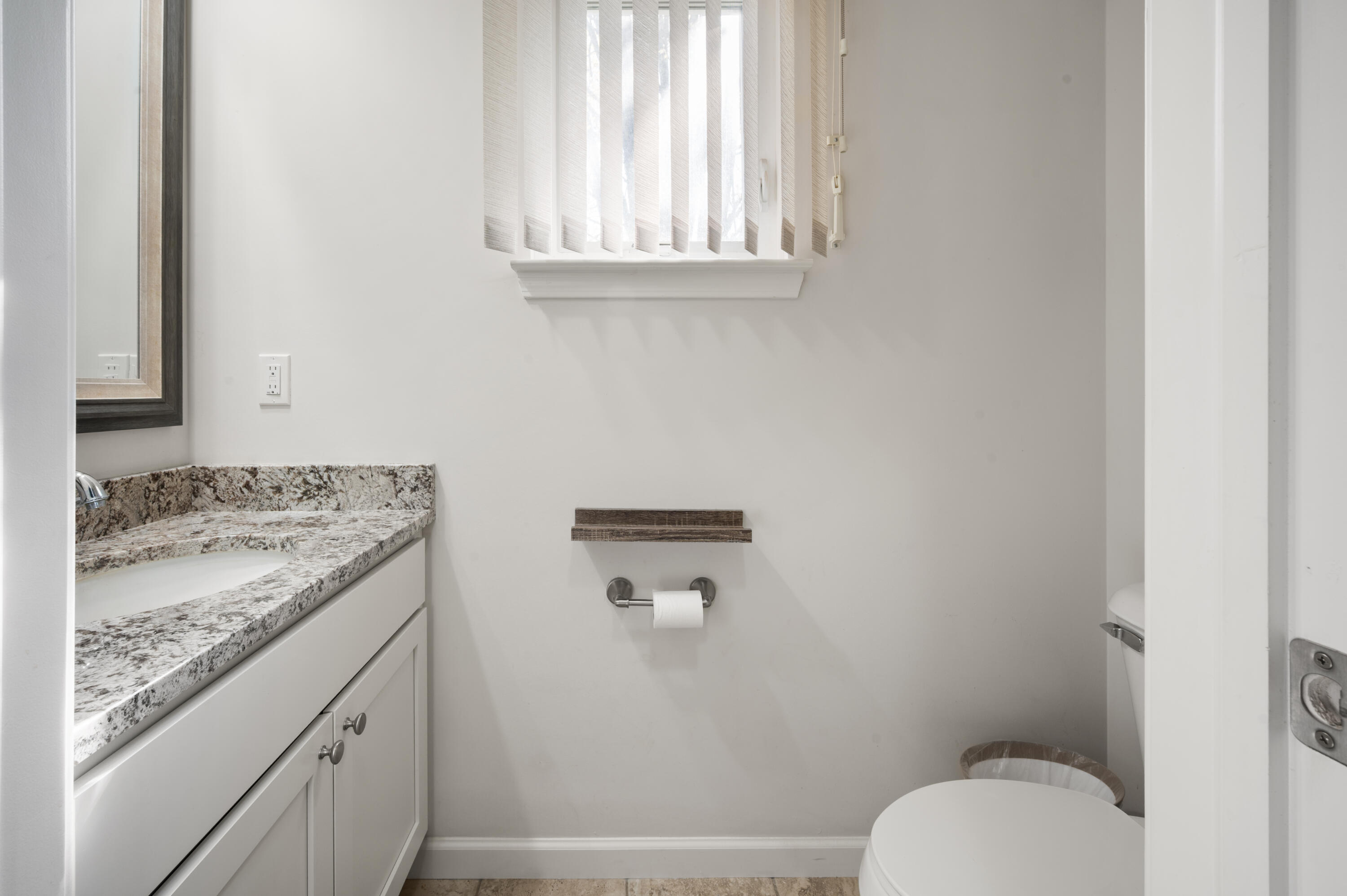 5785 Layton Road Property Photo 10