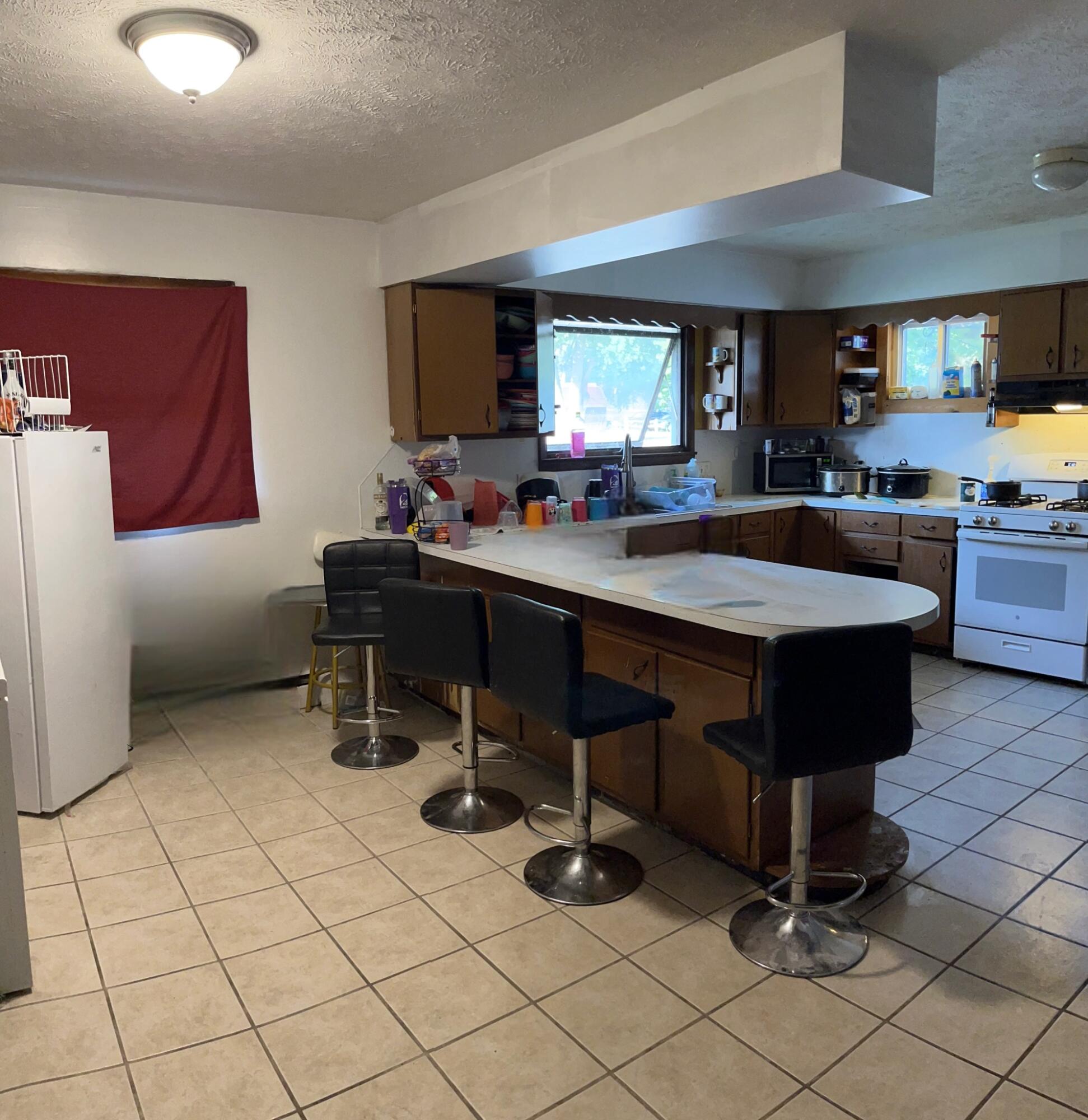 226 2nd Avenue Property Photo 4
