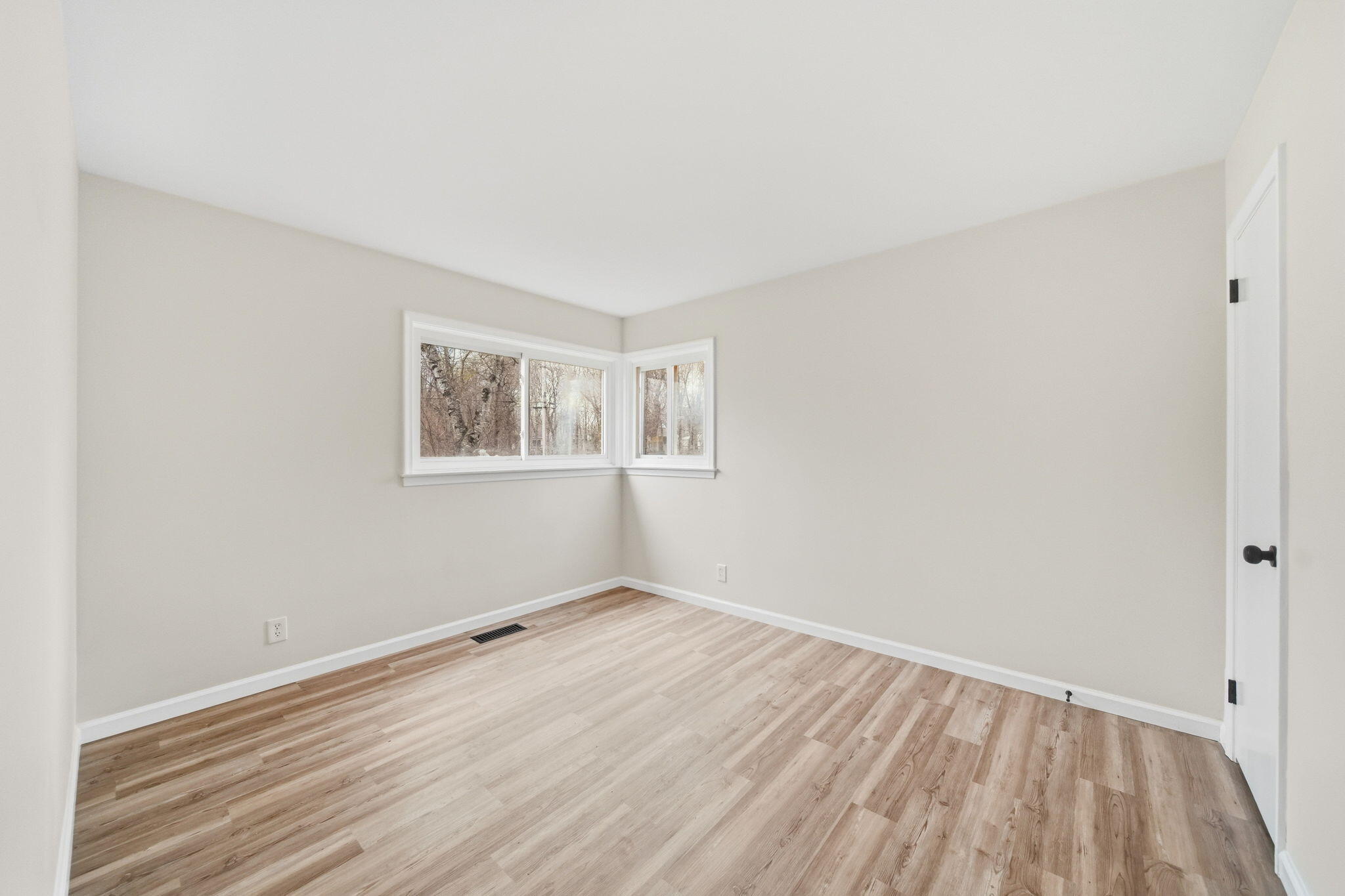 418 S Scott Street Property Photo 11