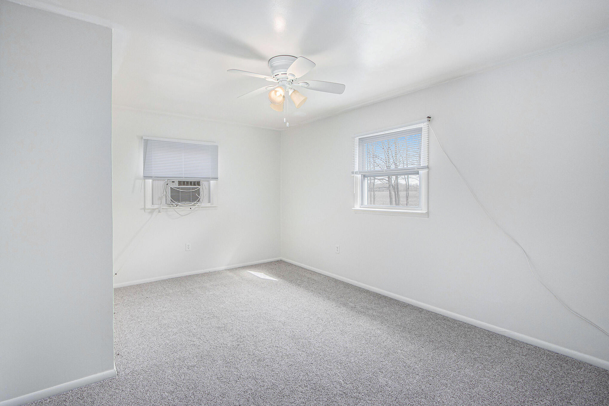 10477 S Sprinkle Road Property Photo 12