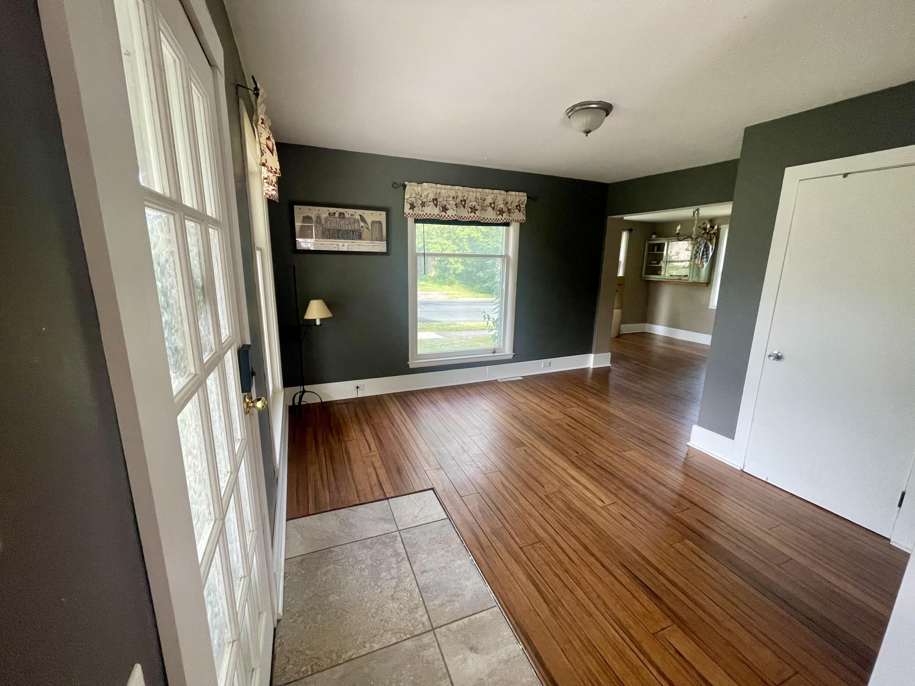 126 E South Street Property Photo 2