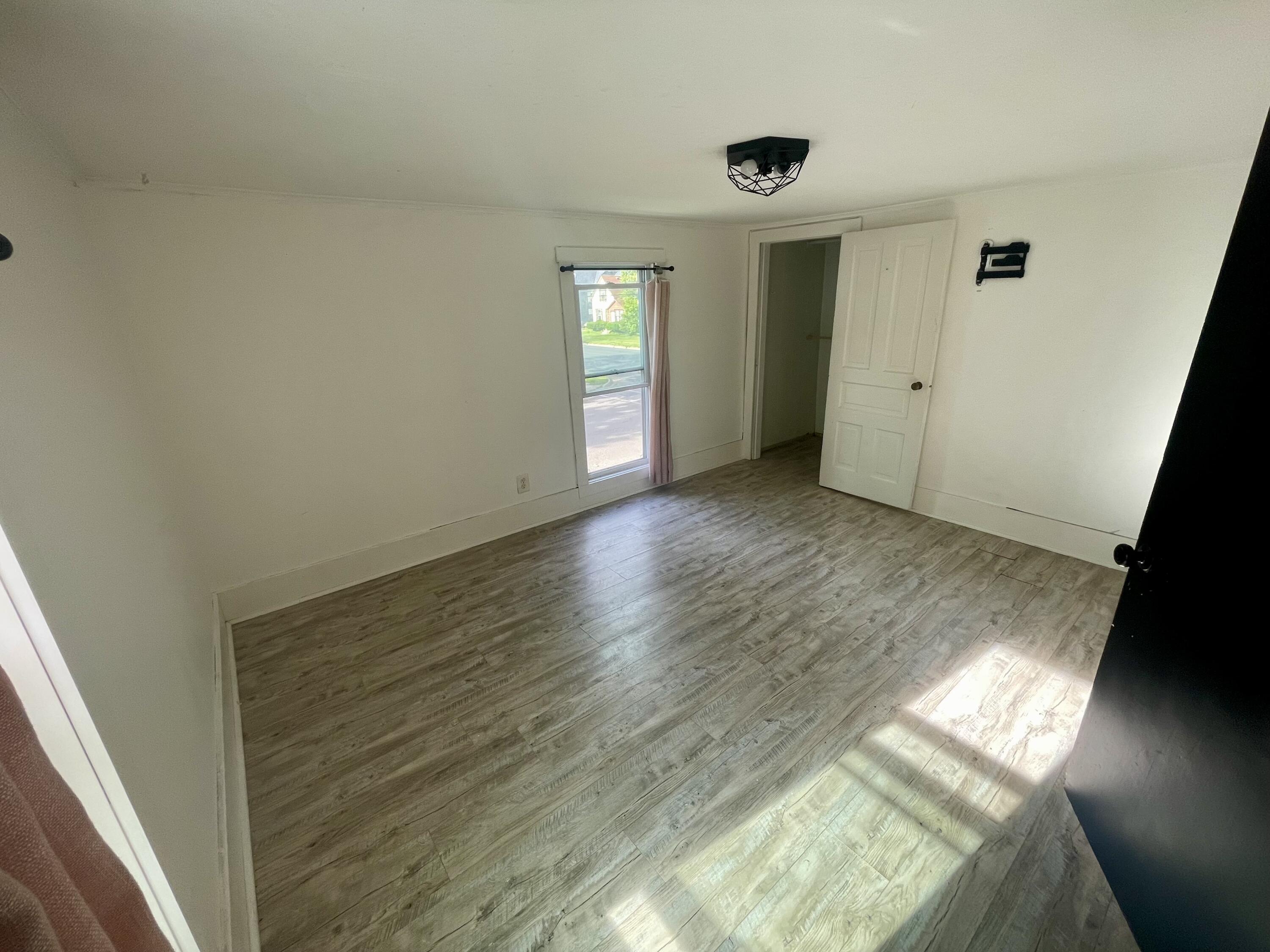 126 E South Street Property Photo 17