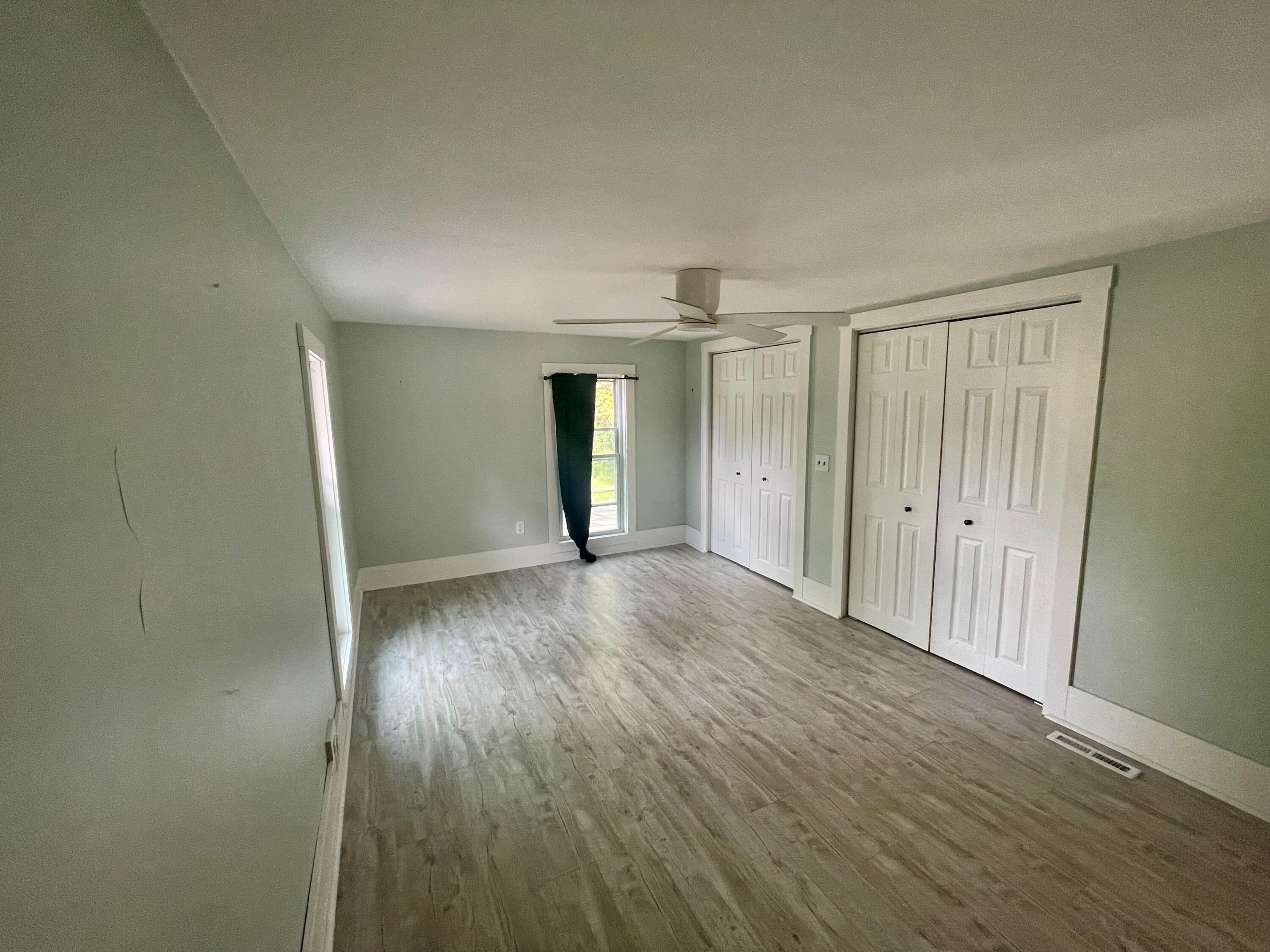 126 E South Street Property Photo 20