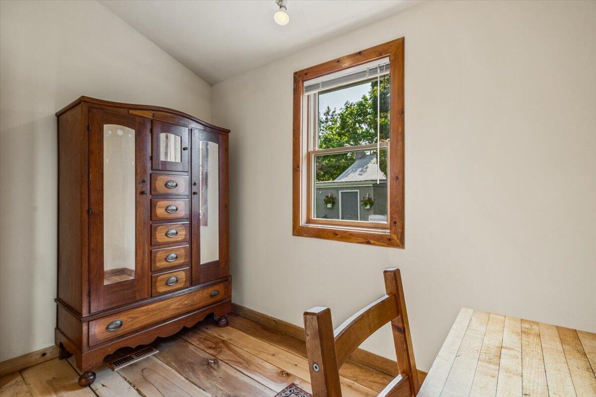 19196 Cleveland Avenue Property Photo 26