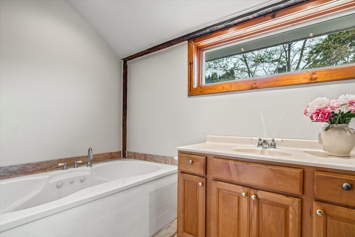19196 Cleveland Avenue Property Photo 38