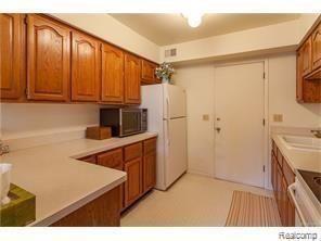 5117 Buckingham Drive Property Photo 7