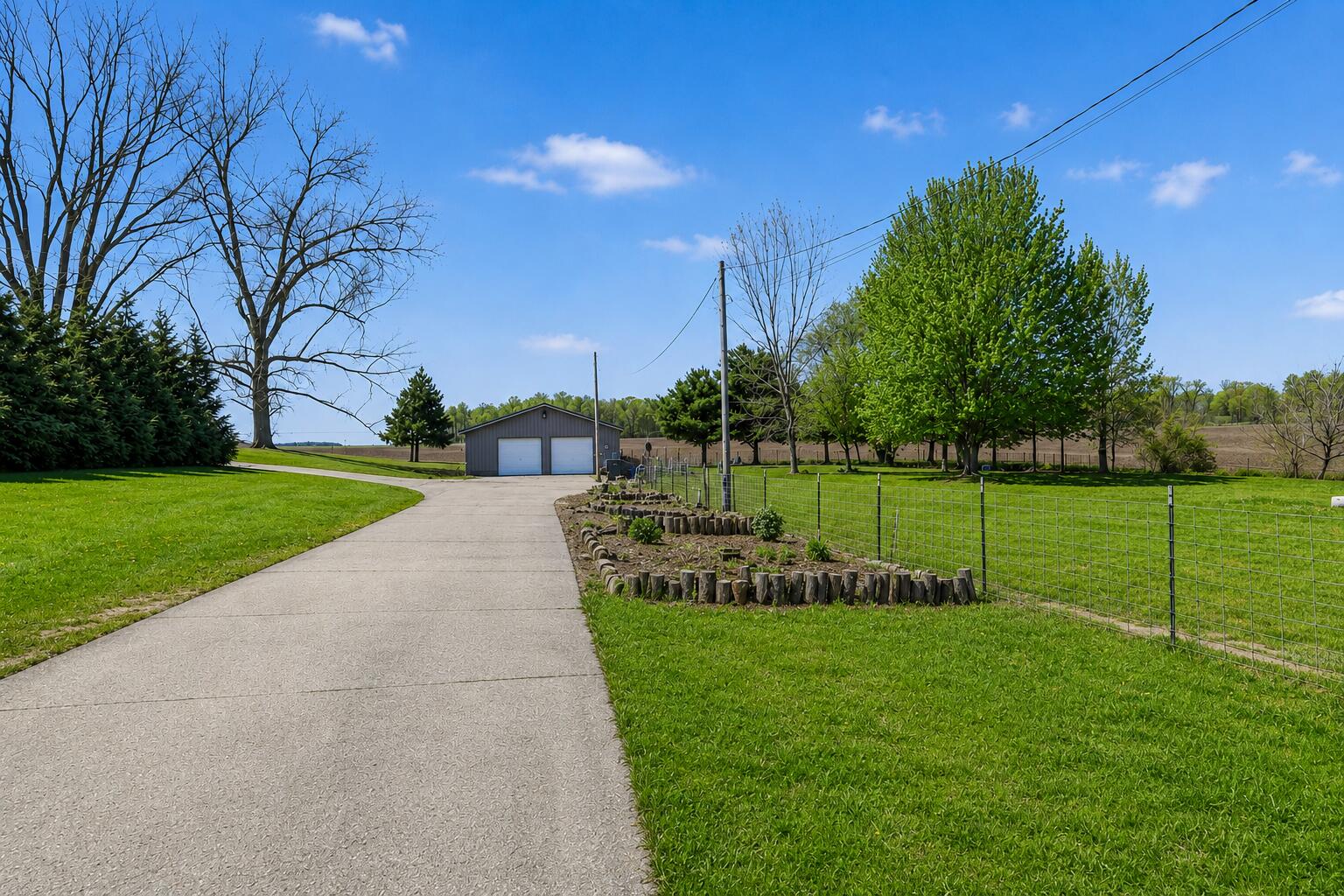 52290 Townhall Road Property Photo 1
