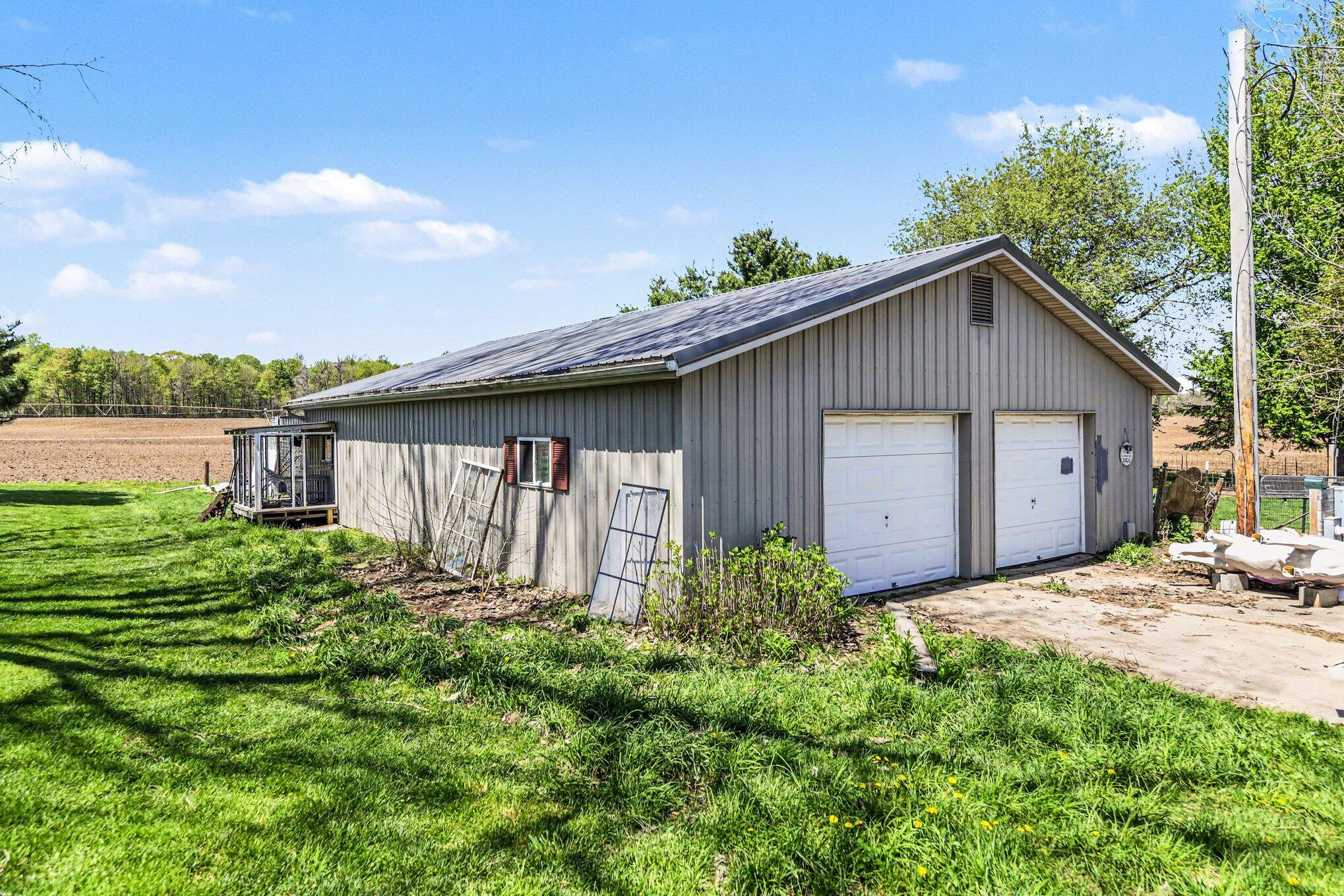 52290 Townhall Road Property Photo 8