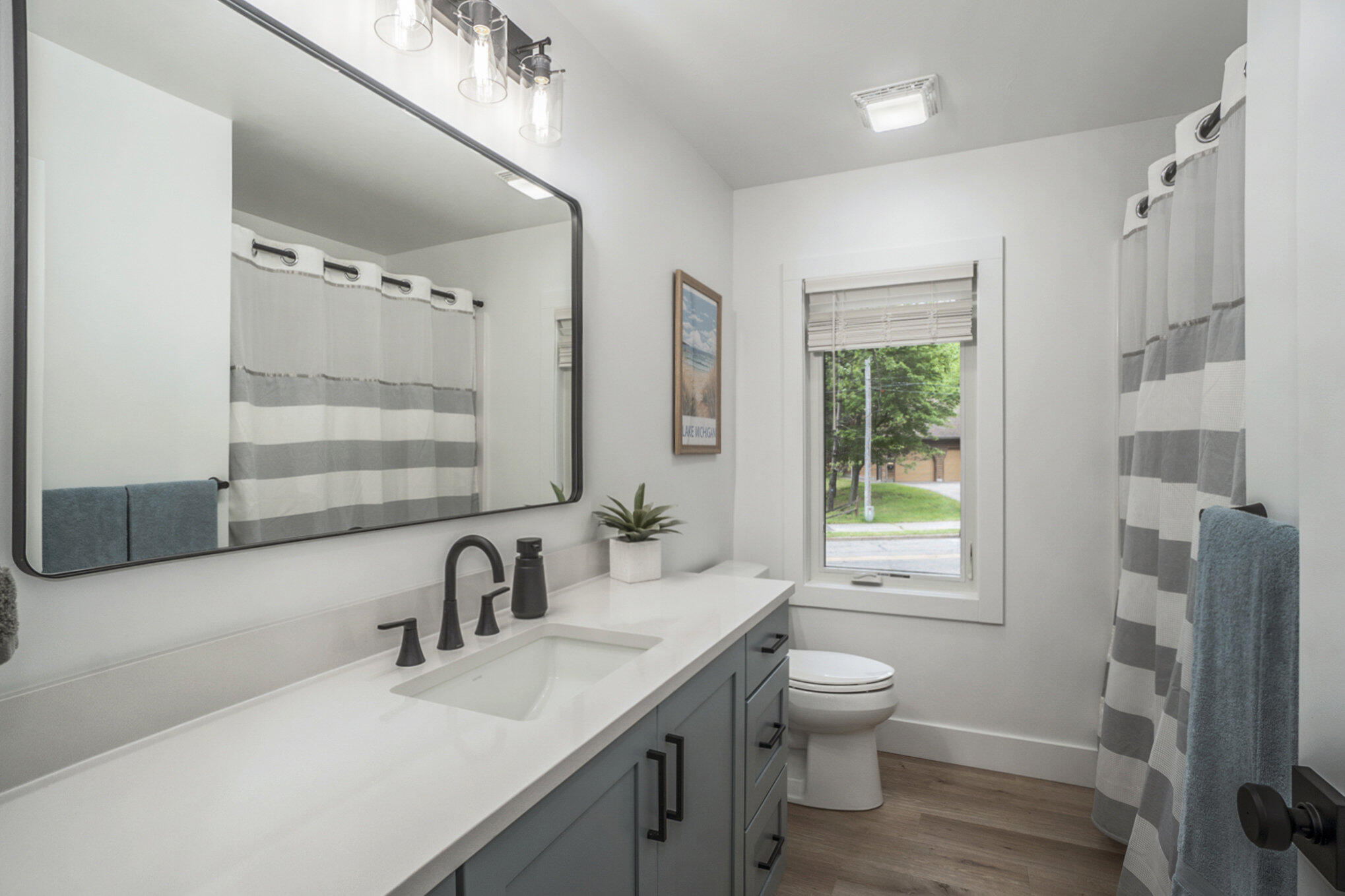 3220 Lakeshore Drive Property Photo 15