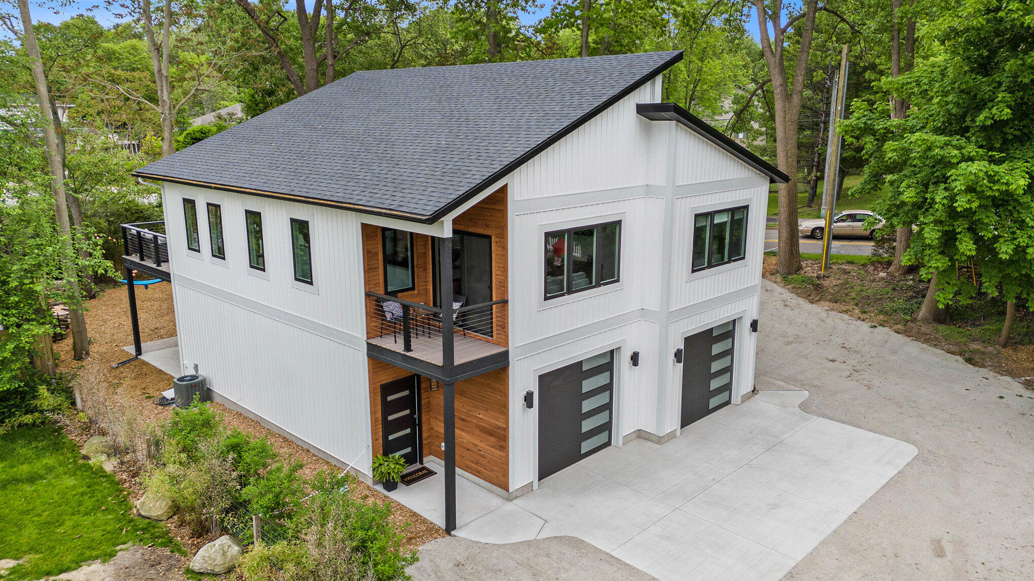 3220 Lakeshore Drive Property Photo 45