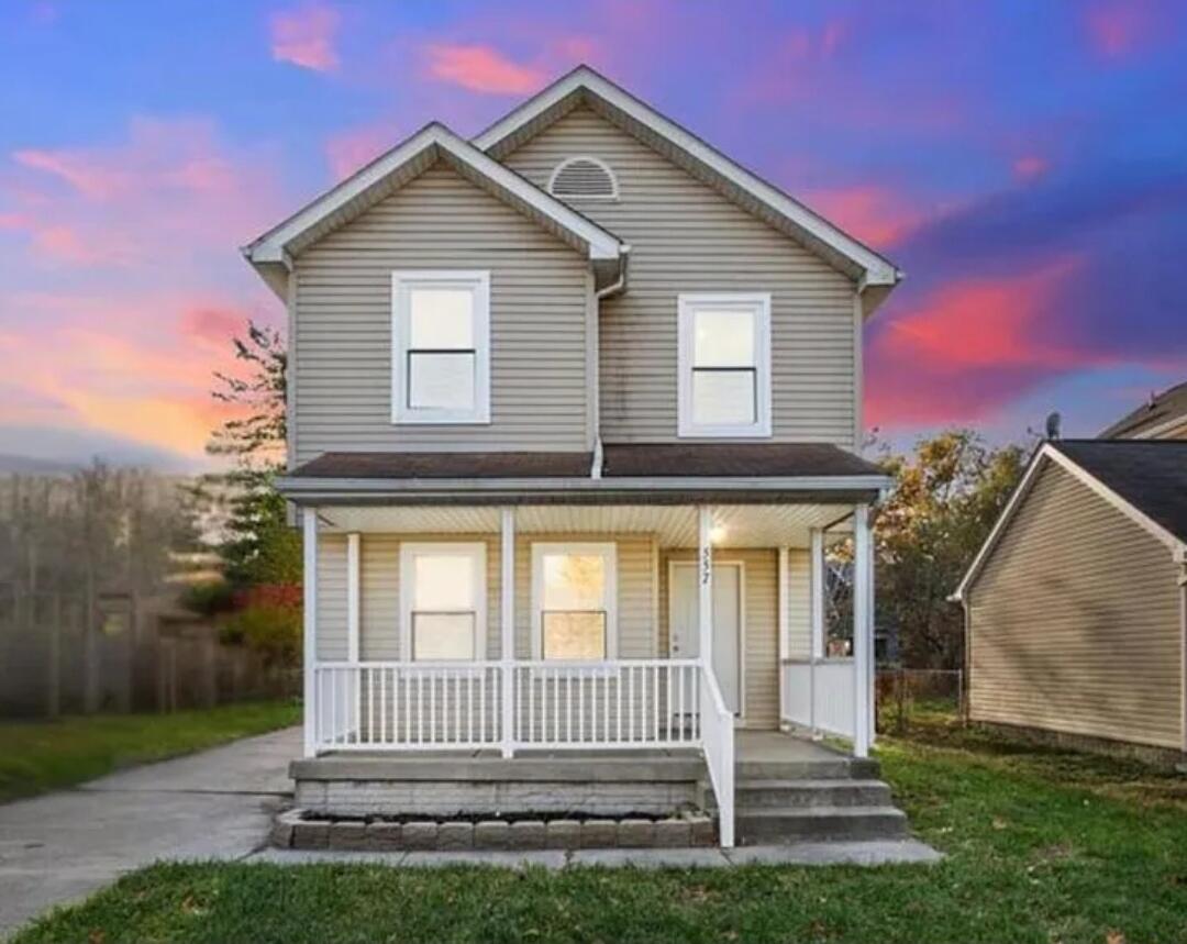 557 Kitchener Street Property Photo 1