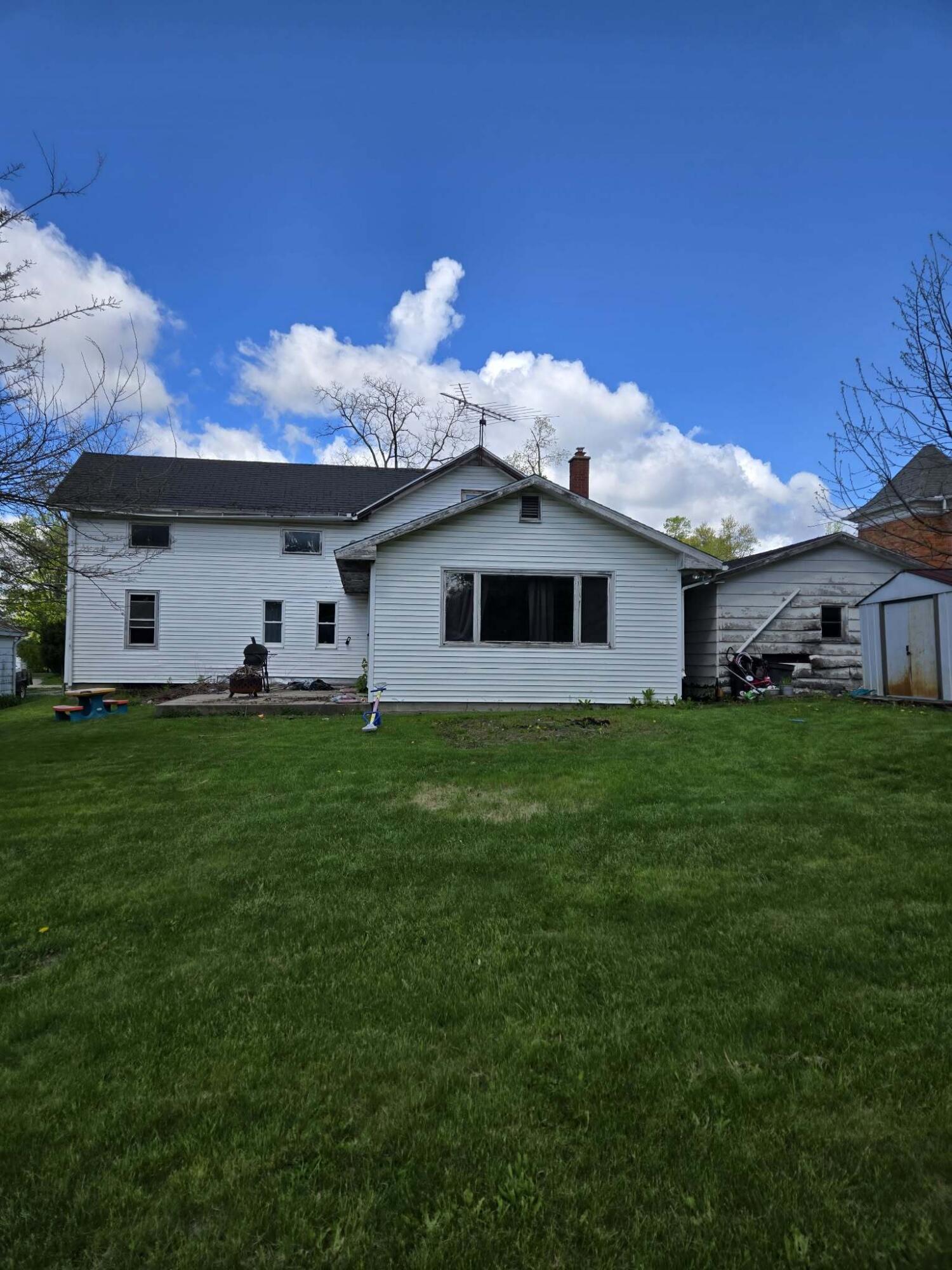 407 Chestnut Street Property Photo 6