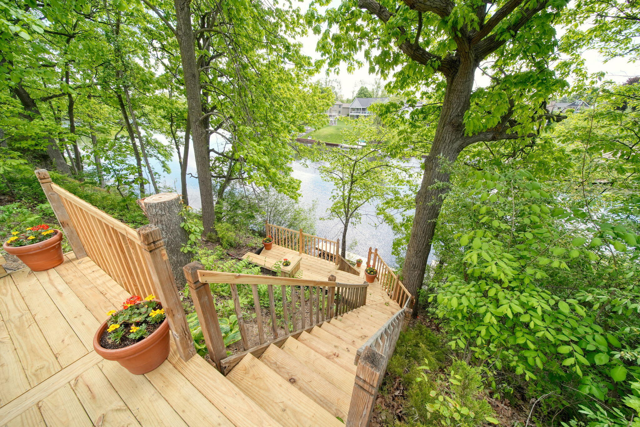 10771 Woodbrook Drive Property Photo 6