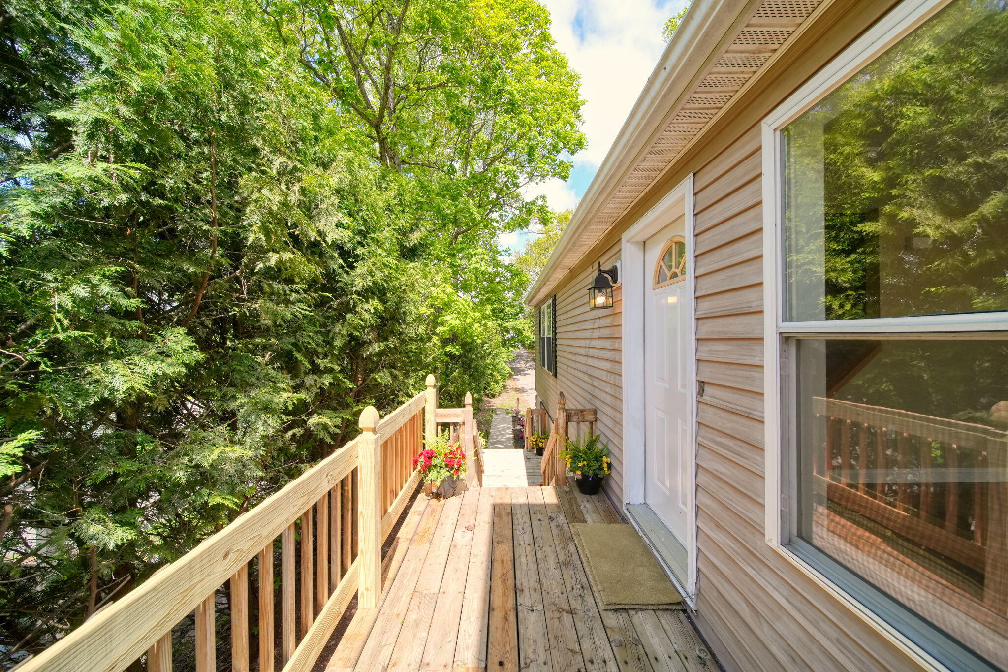 10771 Woodbrook Drive Property Photo 12