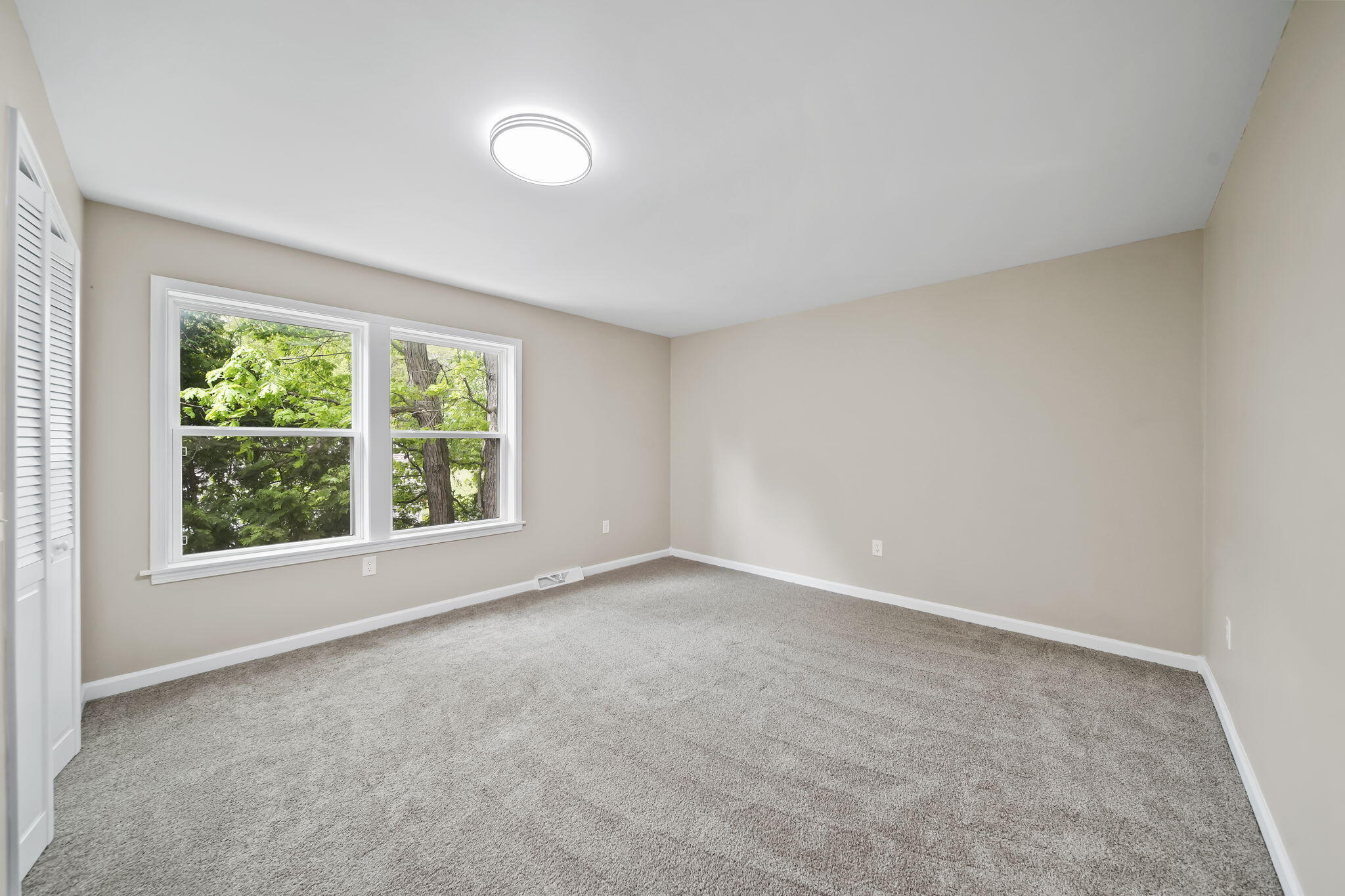 10771 Woodbrook Drive Property Photo 31