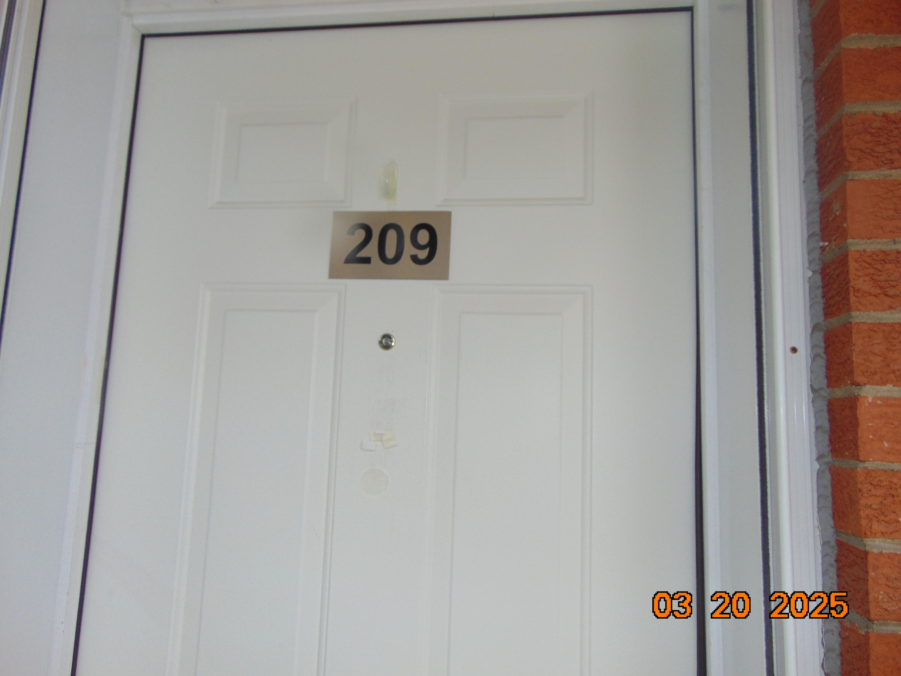 2915 W 13 Mile Road 209 Property Photo 11