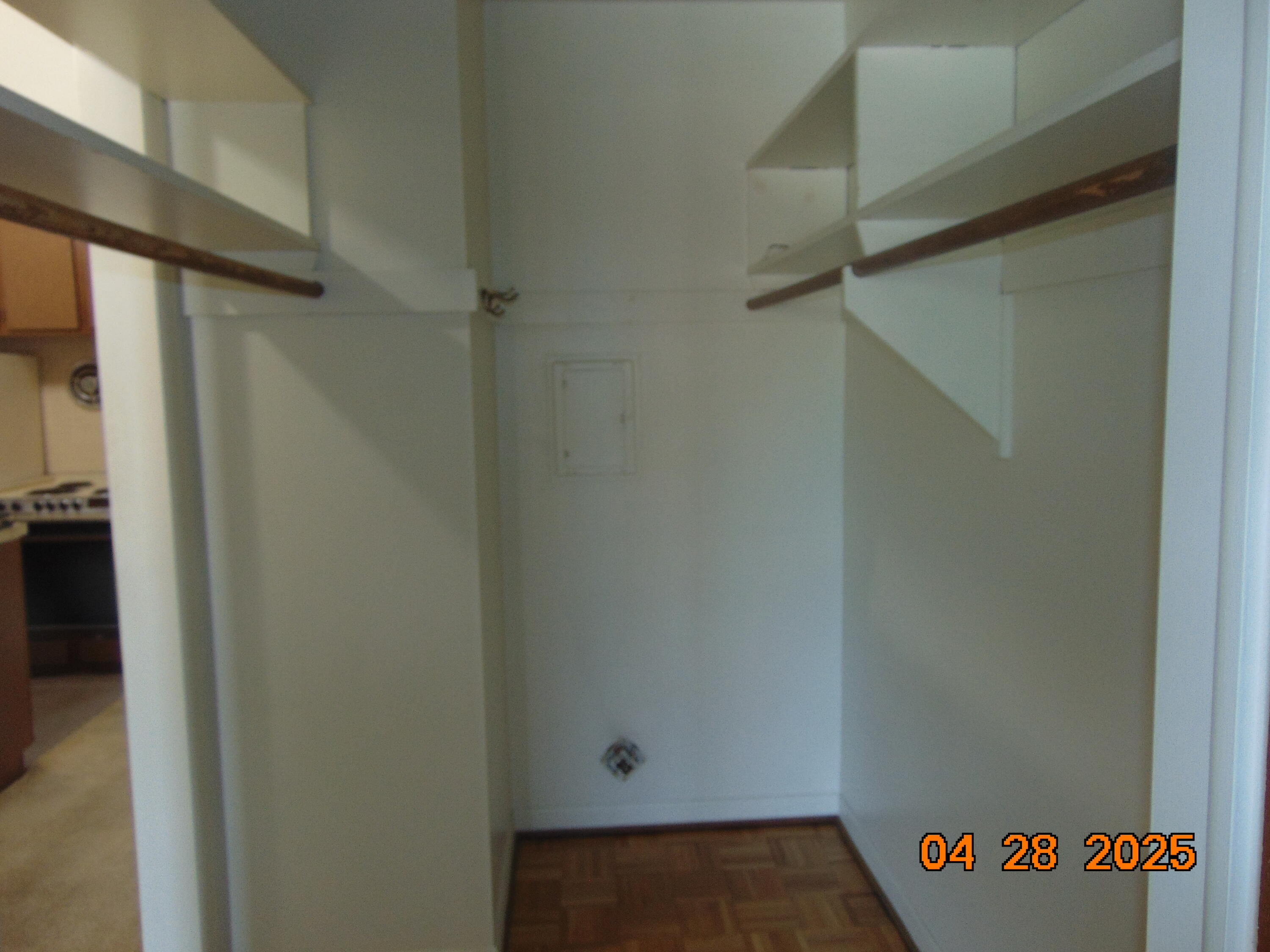 2915 W 13 Mile Road 209 Property Photo 20