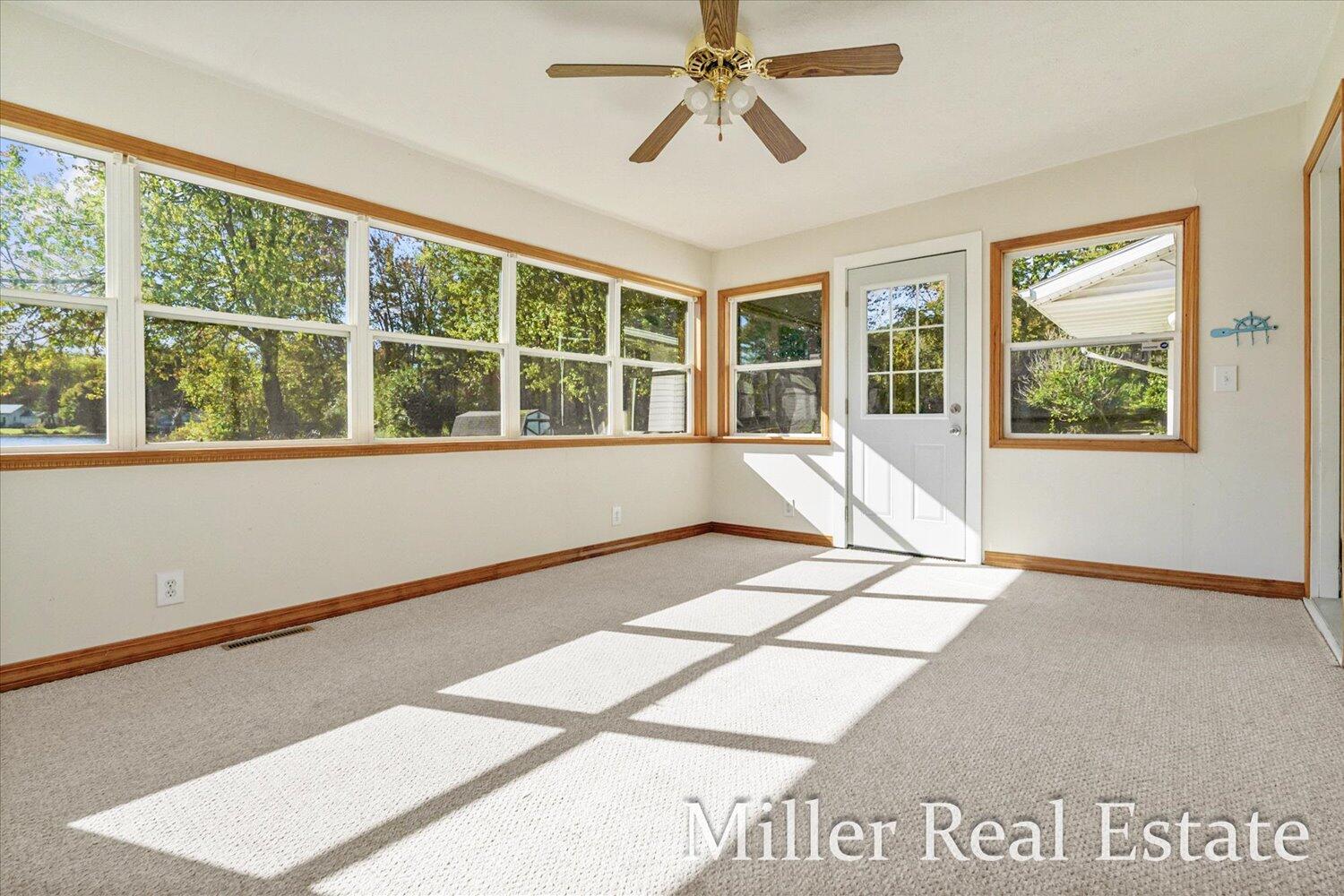 32 B Drive Property Photo 17