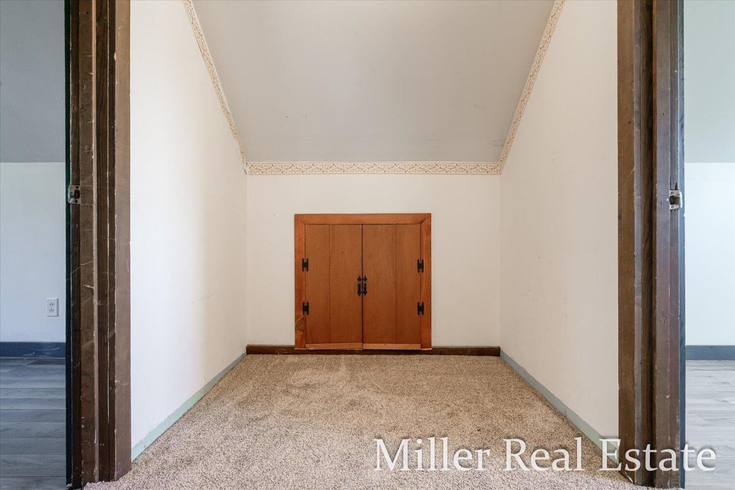 32 B Drive Property Photo 24