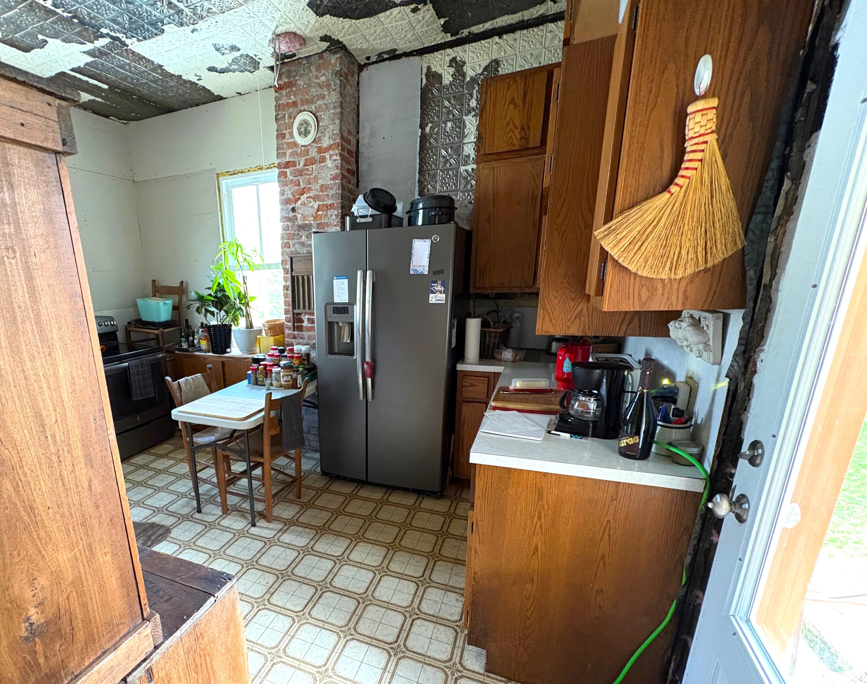 211 Maple Street Property Photo 11