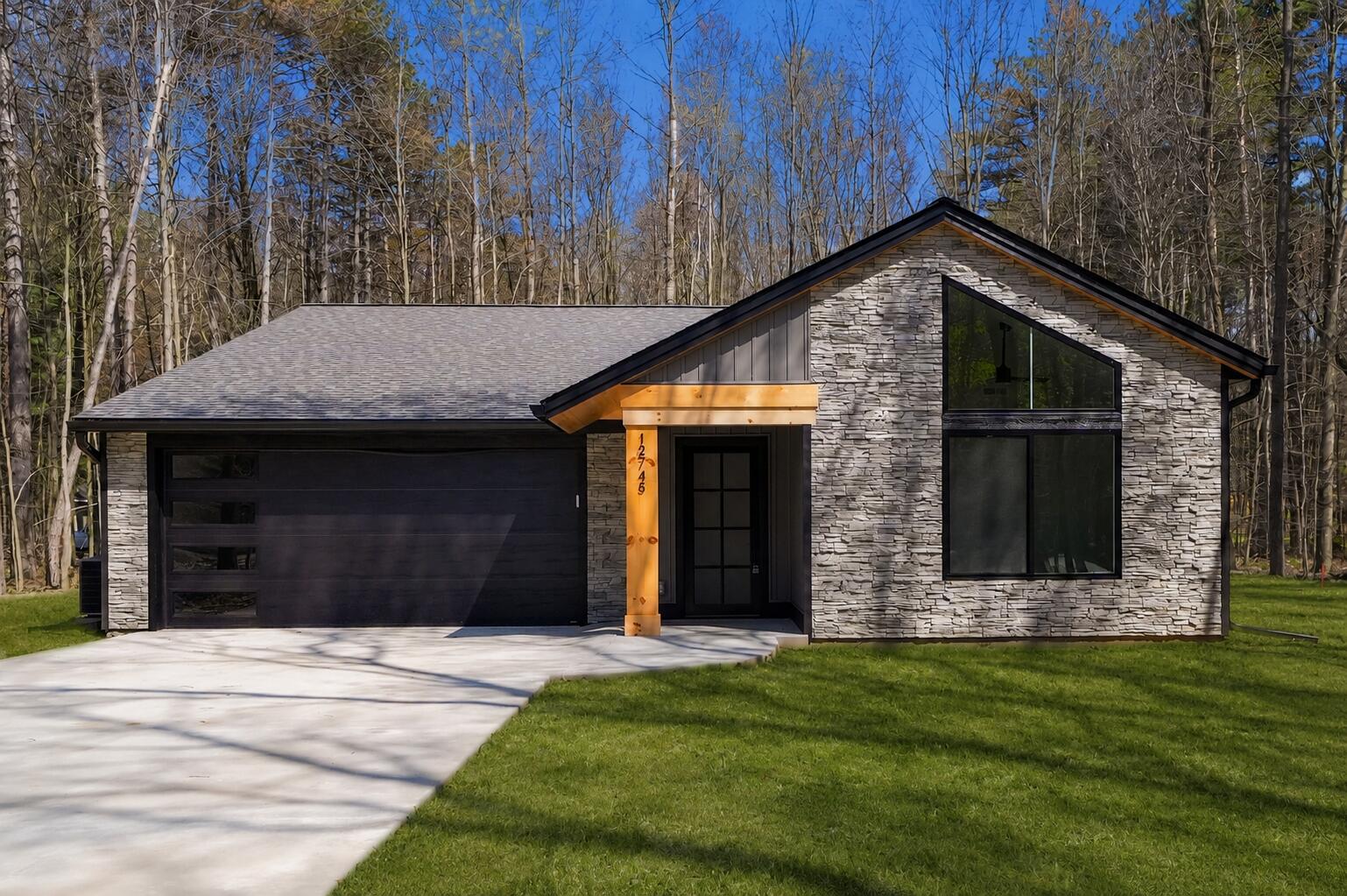 12745 Austrian Drive Property Photo 1