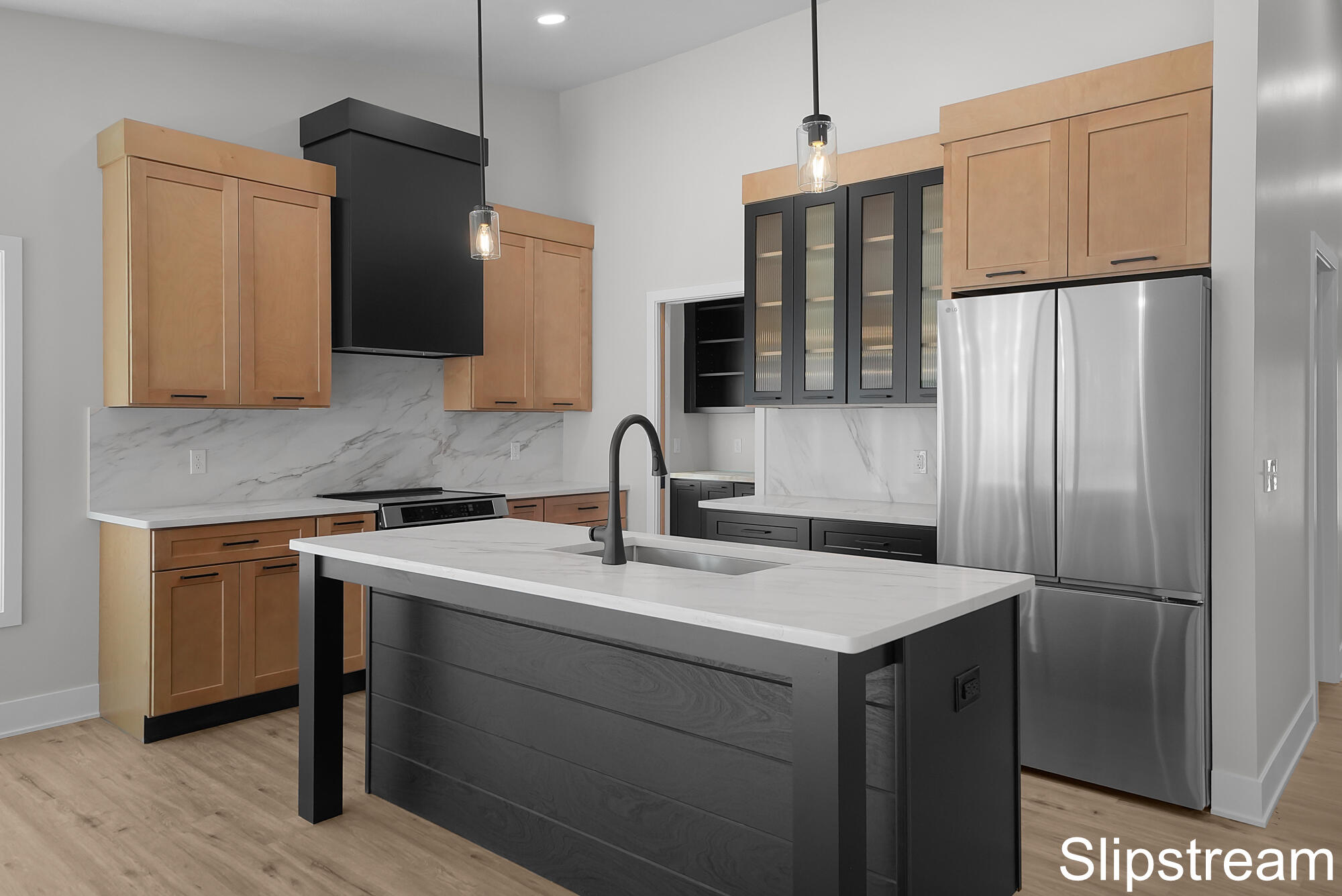 12745 Austrian Drive Property Photo 11