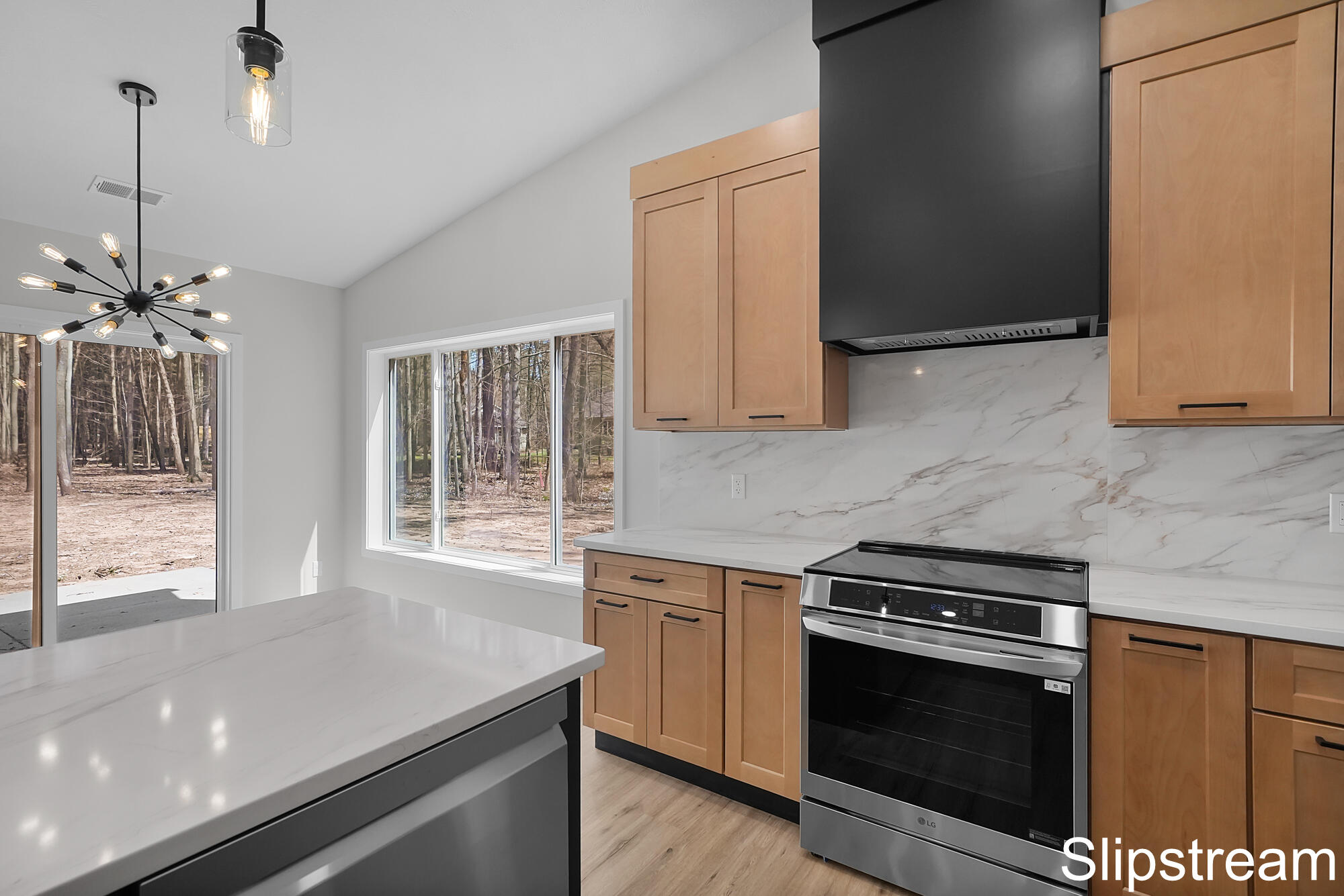 12745 Austrian Drive Property Photo 14