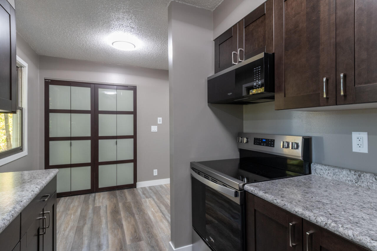17751 Blue Star Highway Property Photo 9