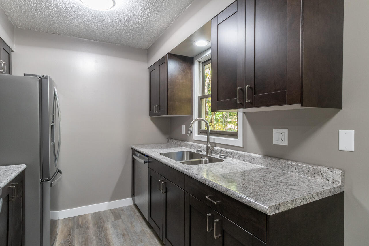 17751 Blue Star Highway Property Photo 10