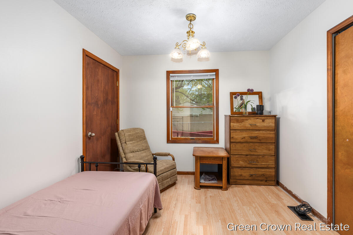 4982 Wilcox Road Property Photo 13