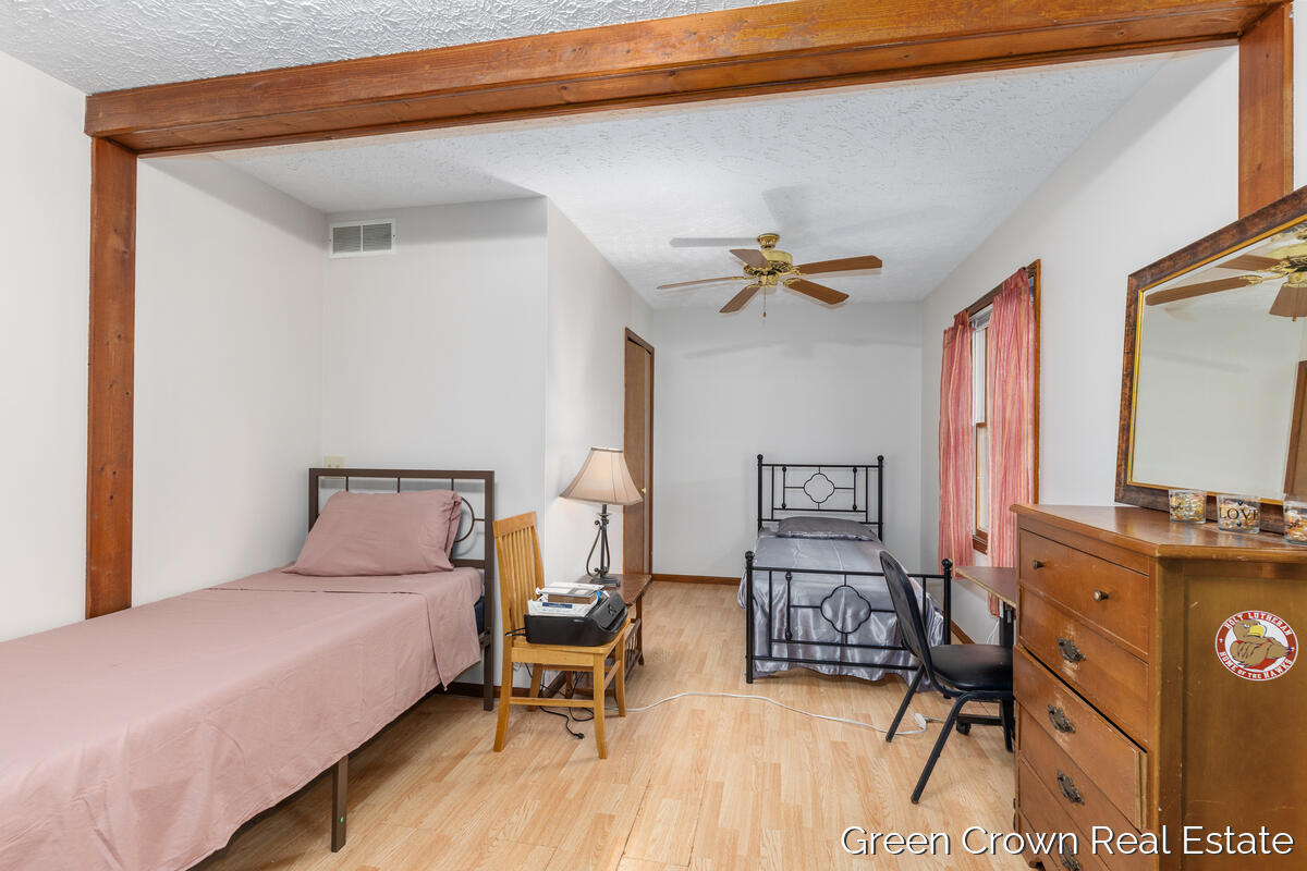 4982 Wilcox Road Property Photo 14